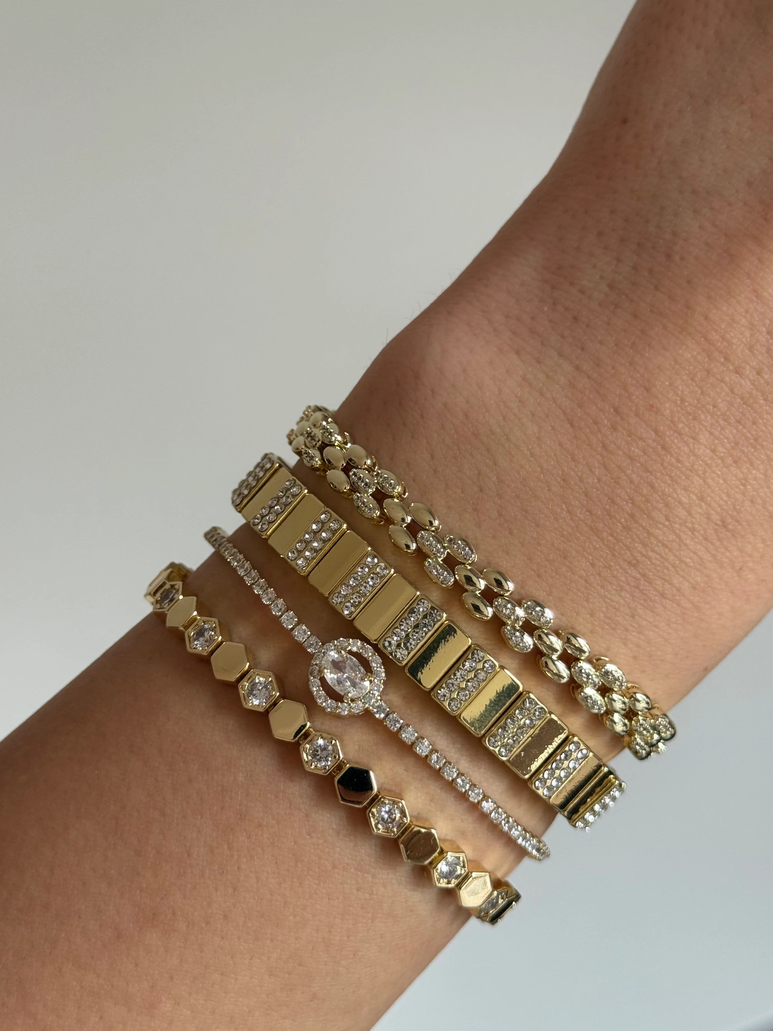 Damla Taşlı Su Yolu Kadın Bileklik