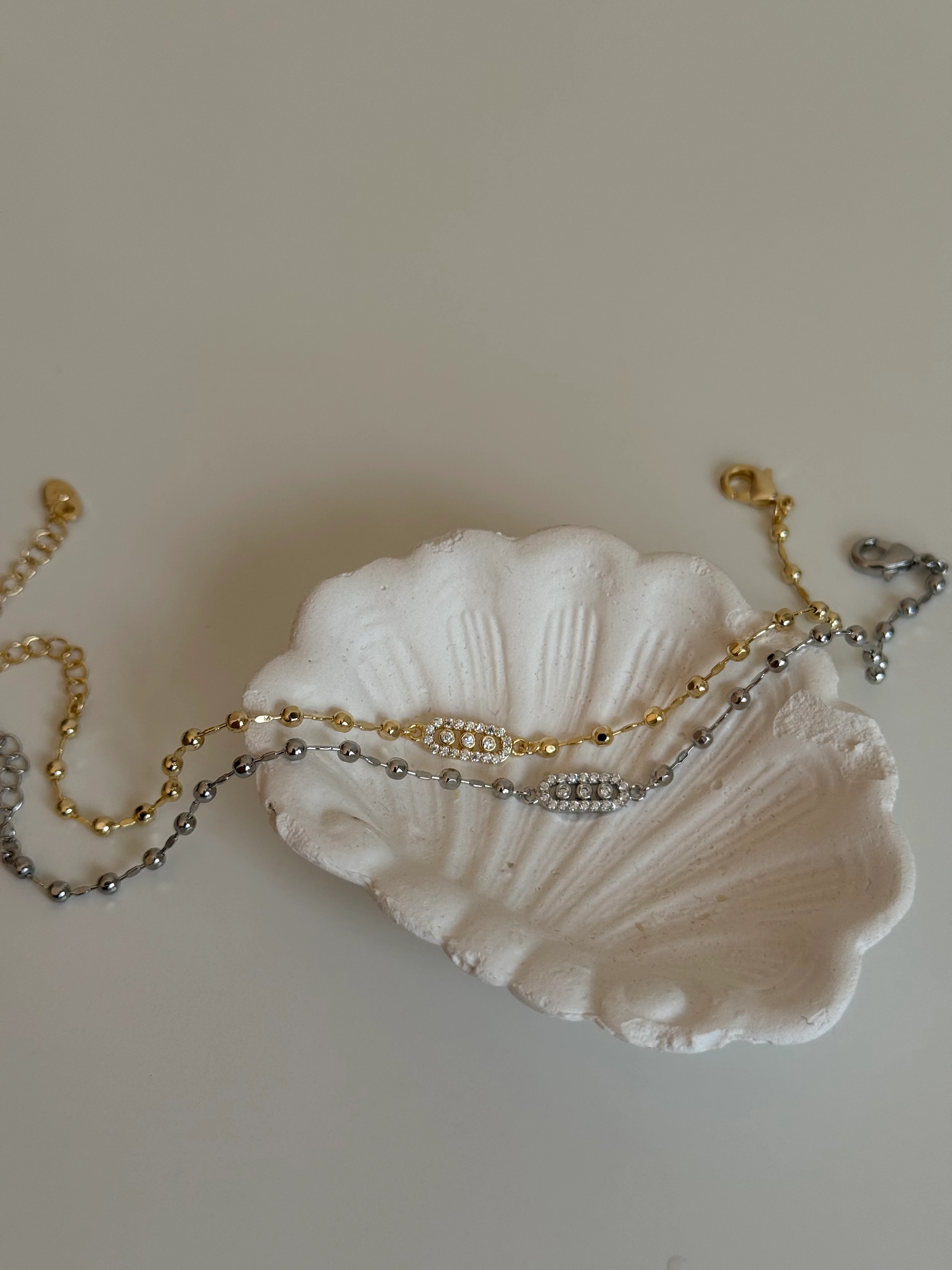 Top Top Zincirli Zirkon Taşlı Messi Model Kadın Bileklik