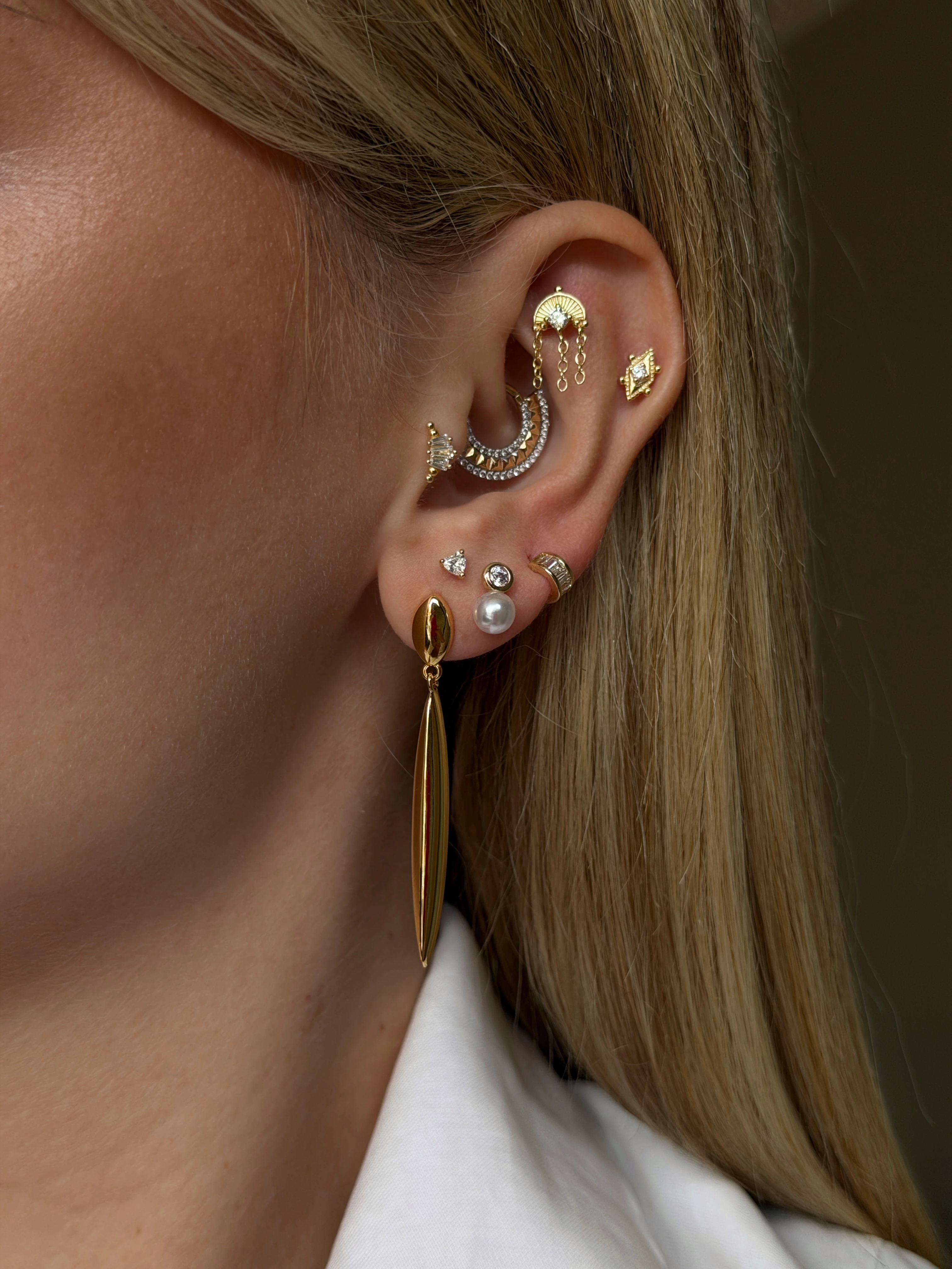 Gold Rengi Kadın Küpe