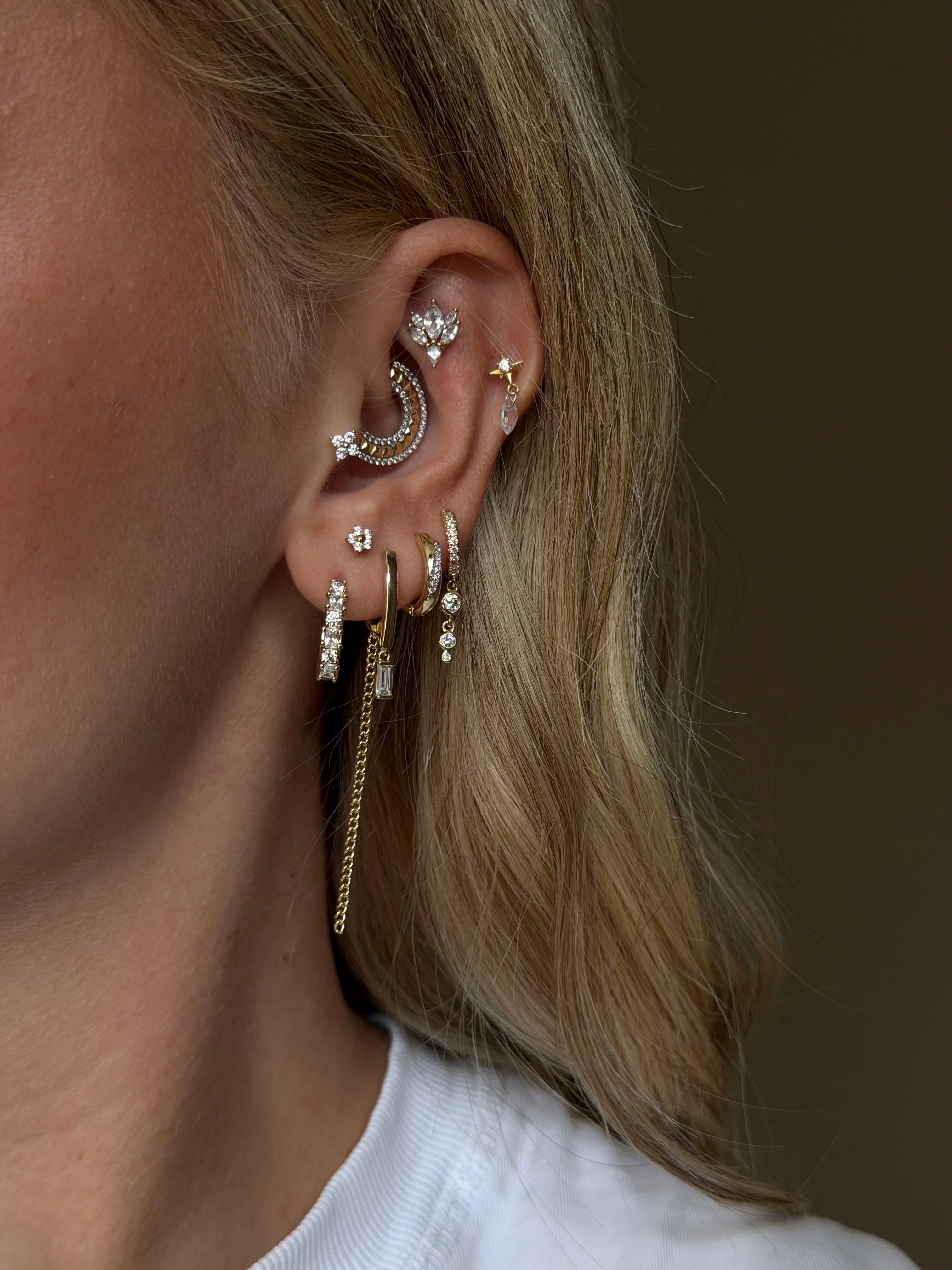 Gold Rengi Kare Ve Dikdörtgen Taşlı Xupıng Kadın Küpe