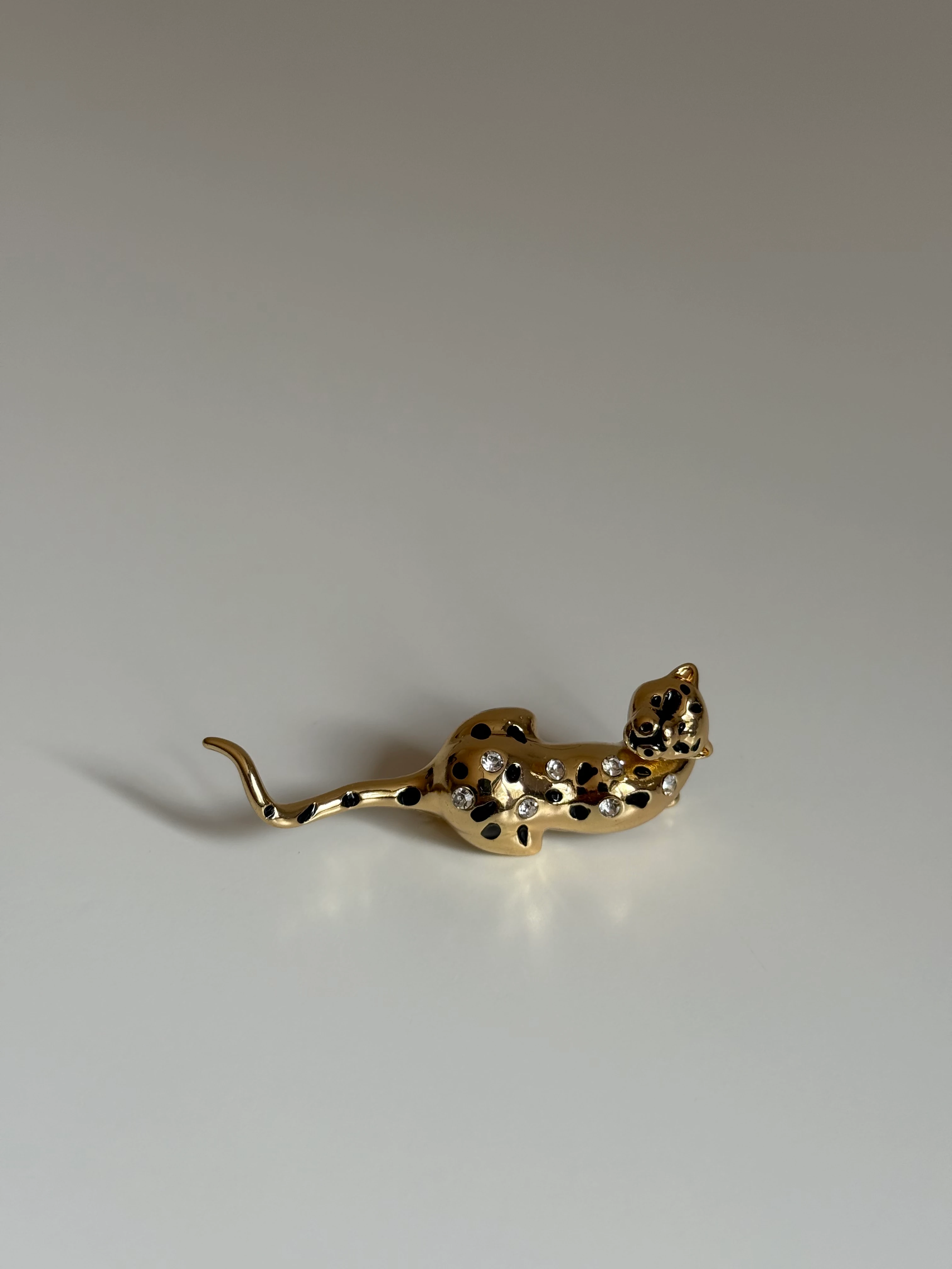Siyah Nokta Desenli Panter Broş