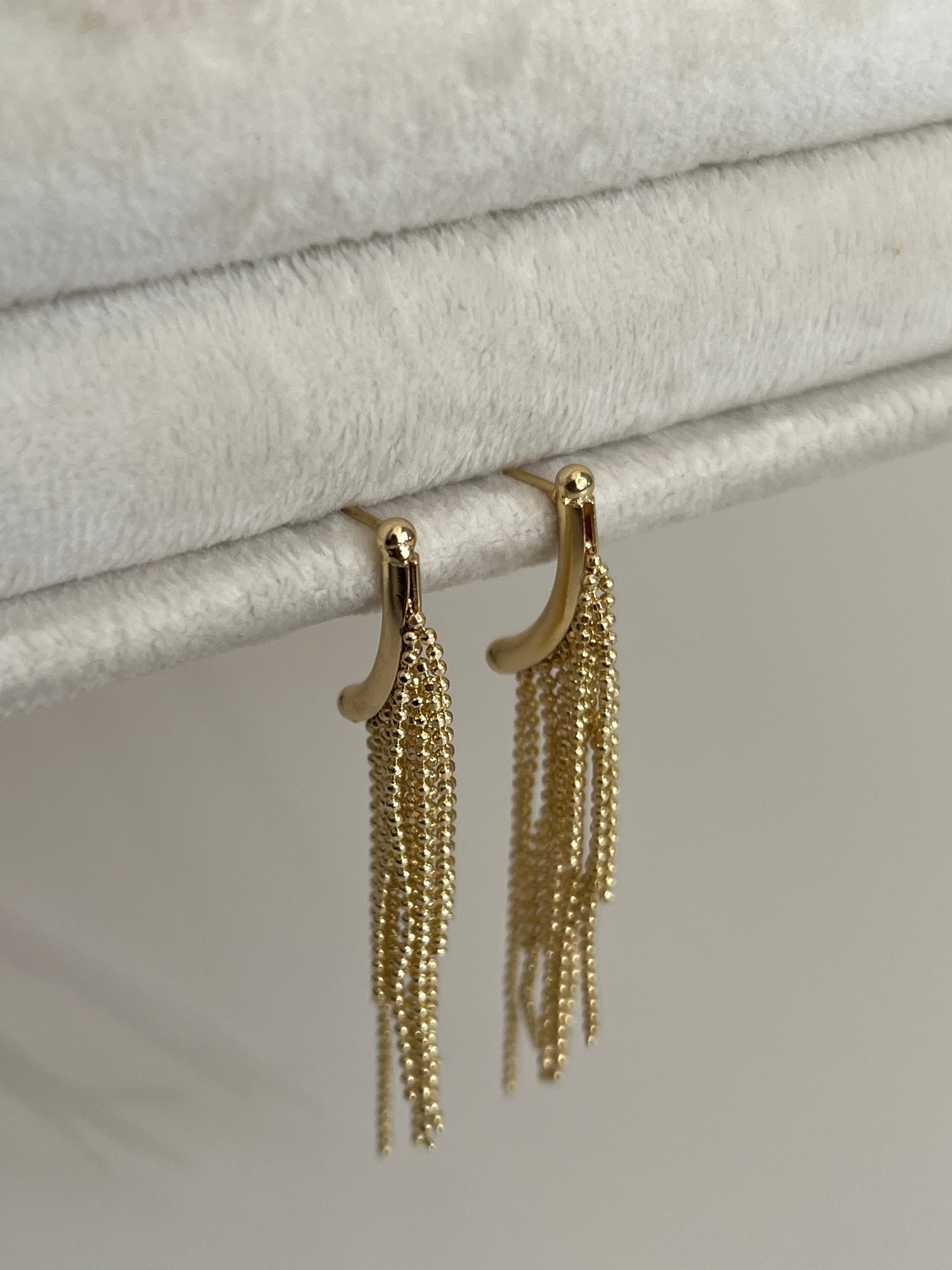 Gold Rengi Çoklu Sallantılı Kadın Küpe