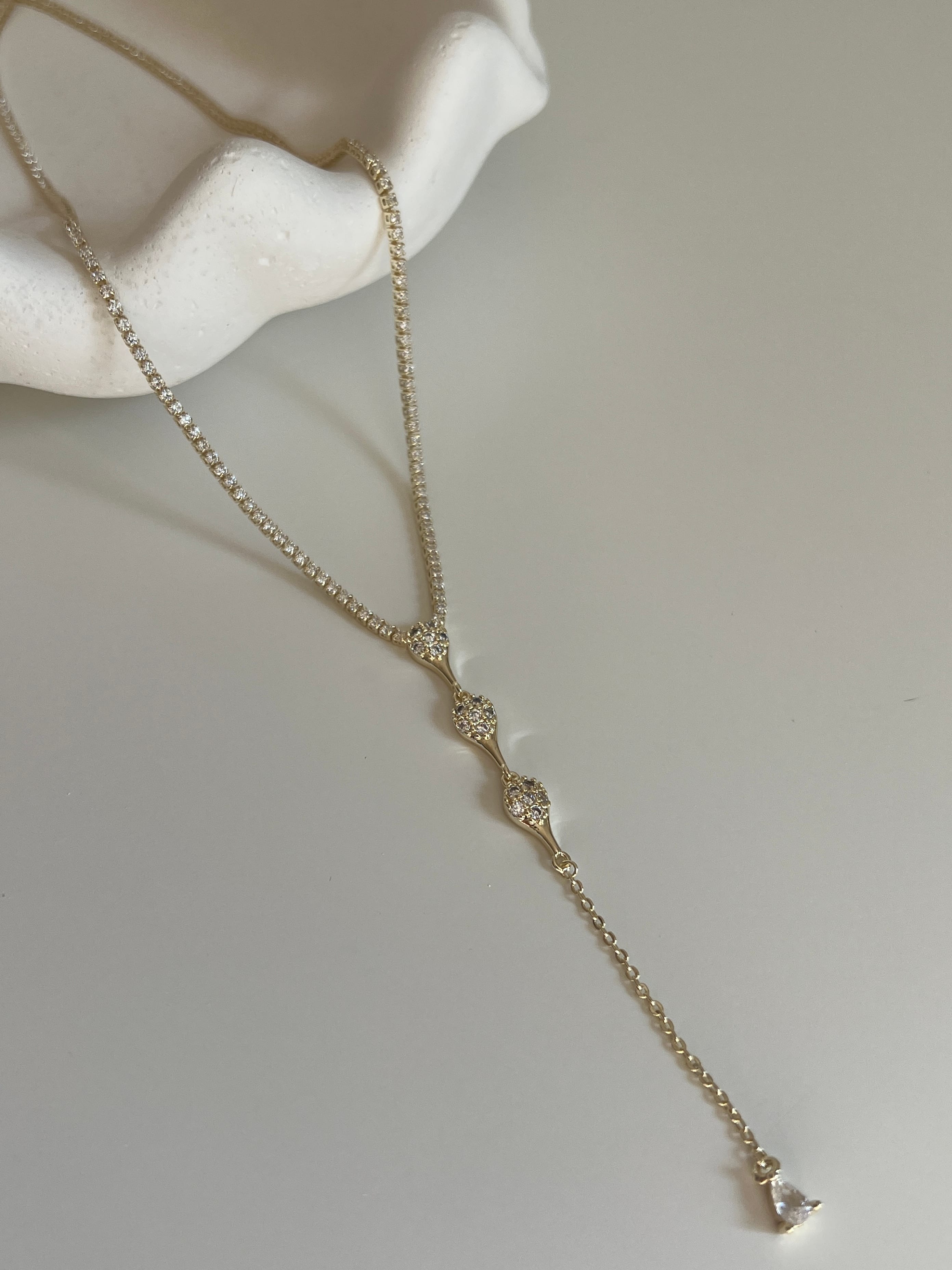 Gold Rengi Zirkon Taşlı Kadın Y Kolye