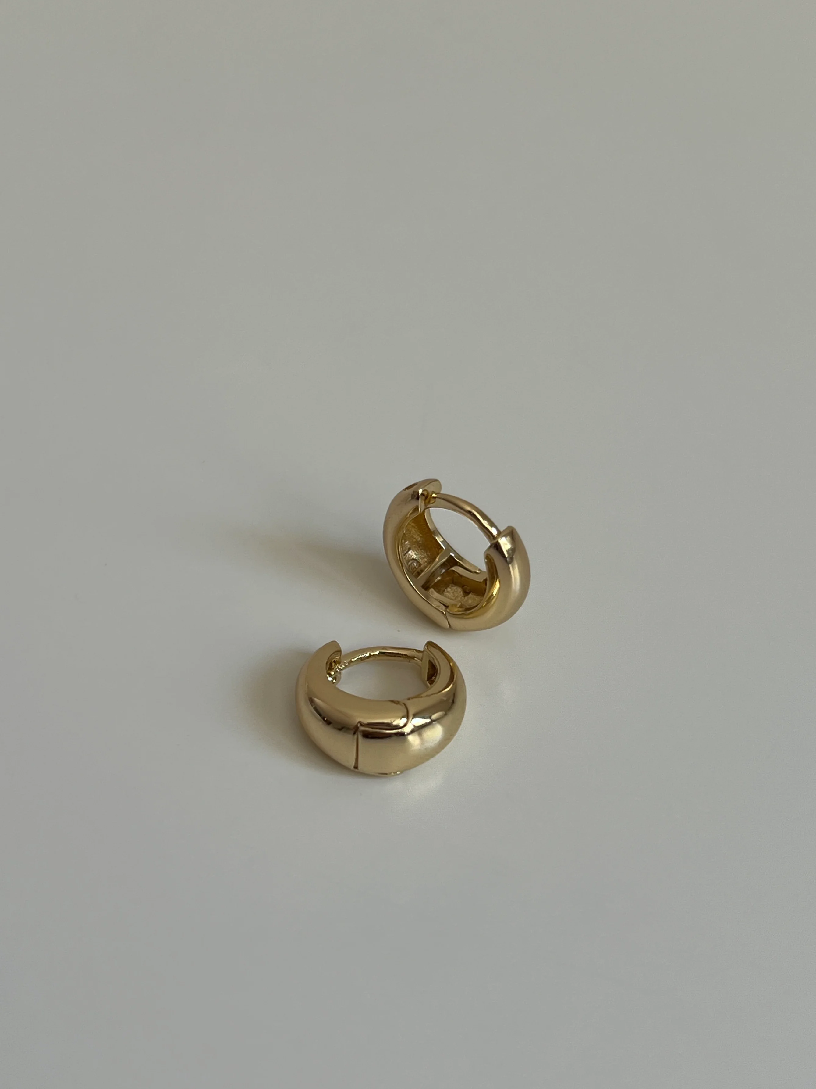 Gold Rengi Kadın Halka Küpe 