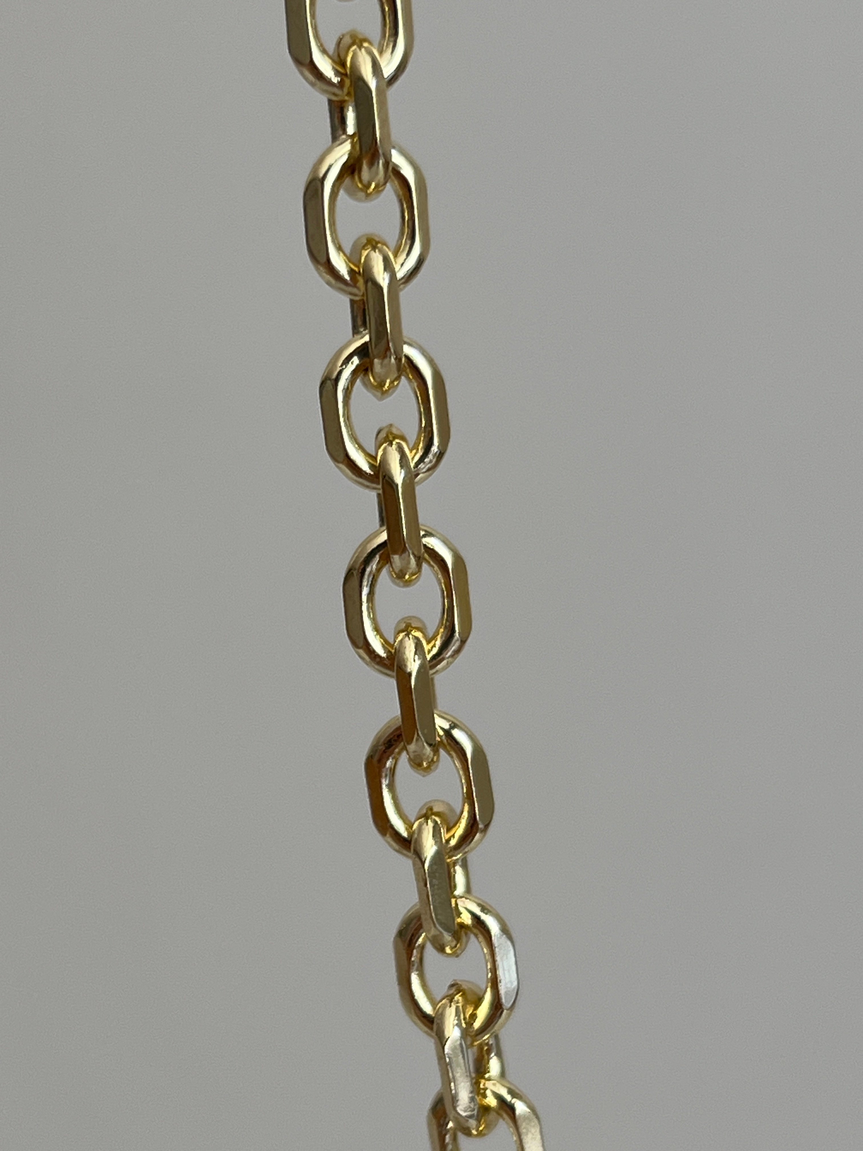 Gold Rengi Zincir Model Kadın Kolye
