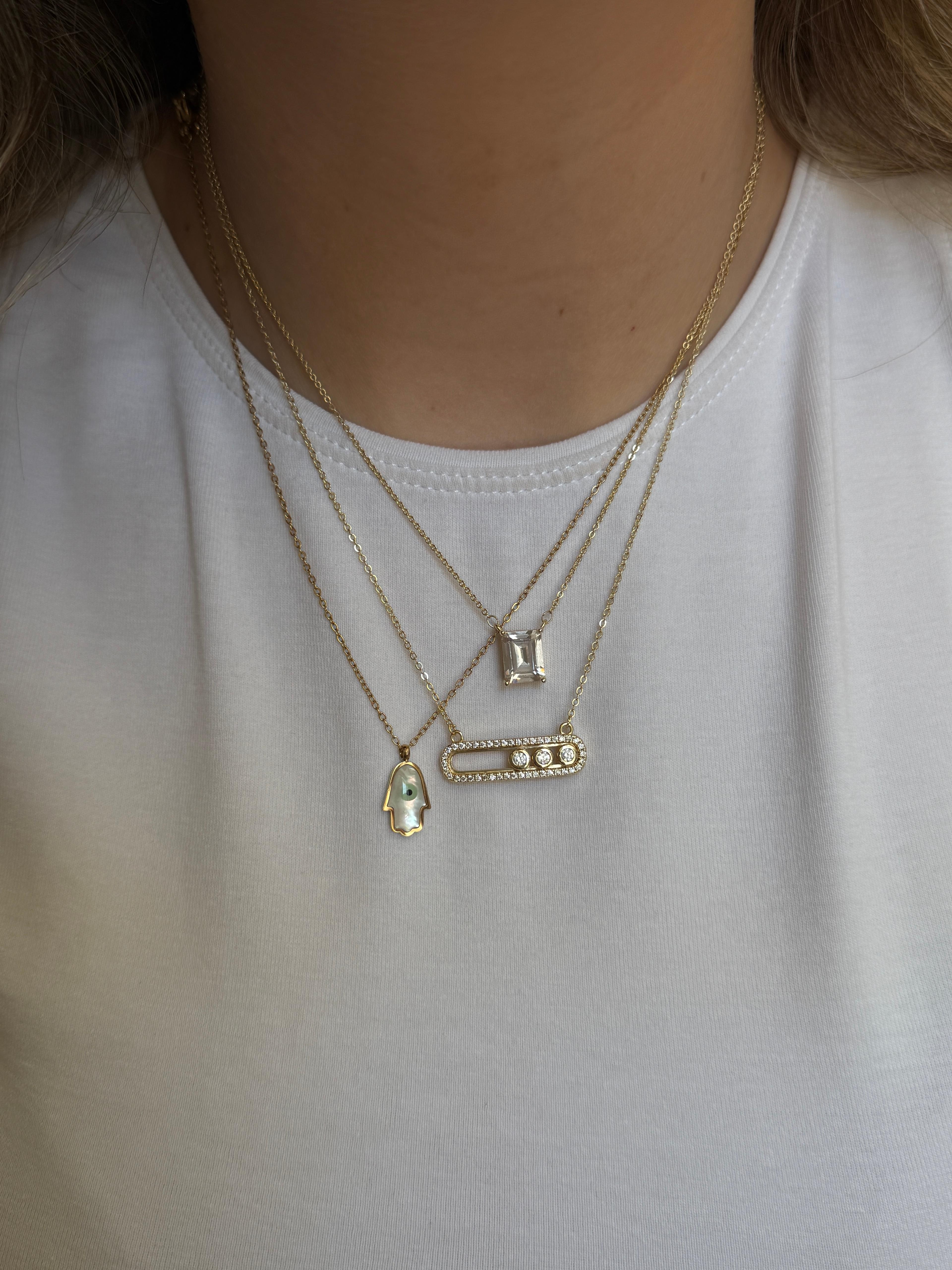 Gold Rengi Fatimanın Eli Figürlü Kadın Kolye