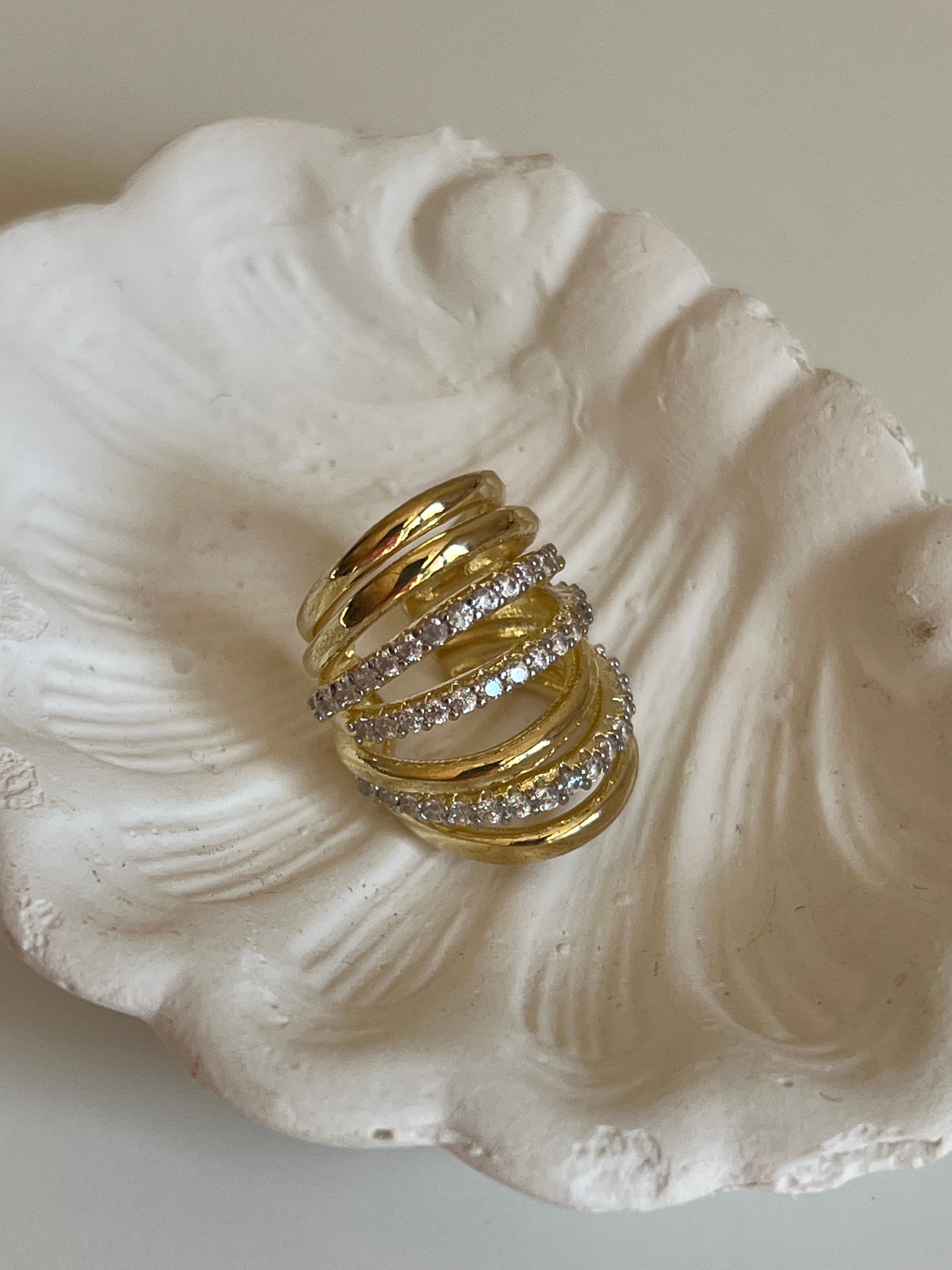 Gold Renkli Yedi Sıra Kadın Kıkırdak Küpe