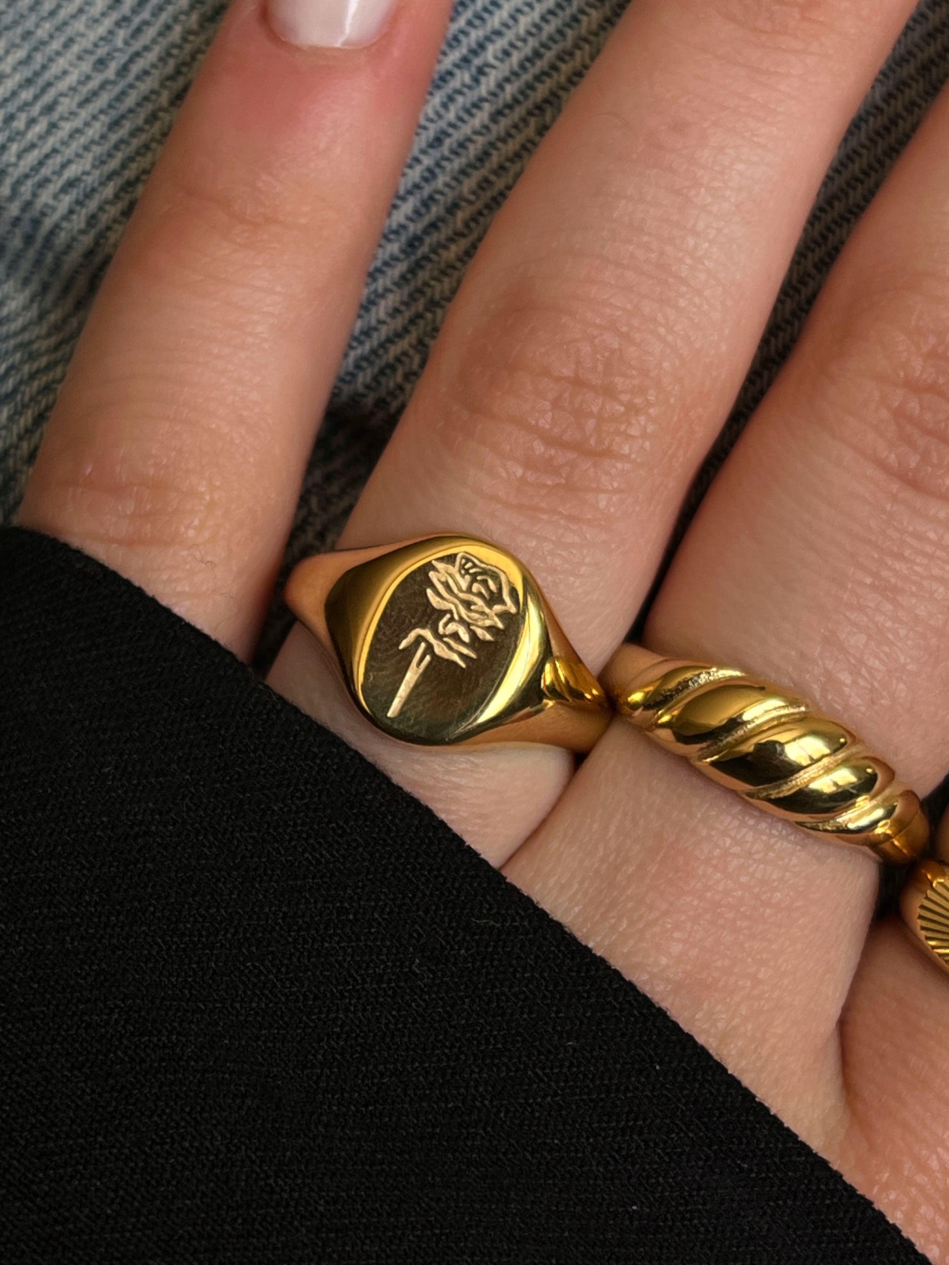 Gold Rengi Oyma Gül Desenli Kadın Yüzük