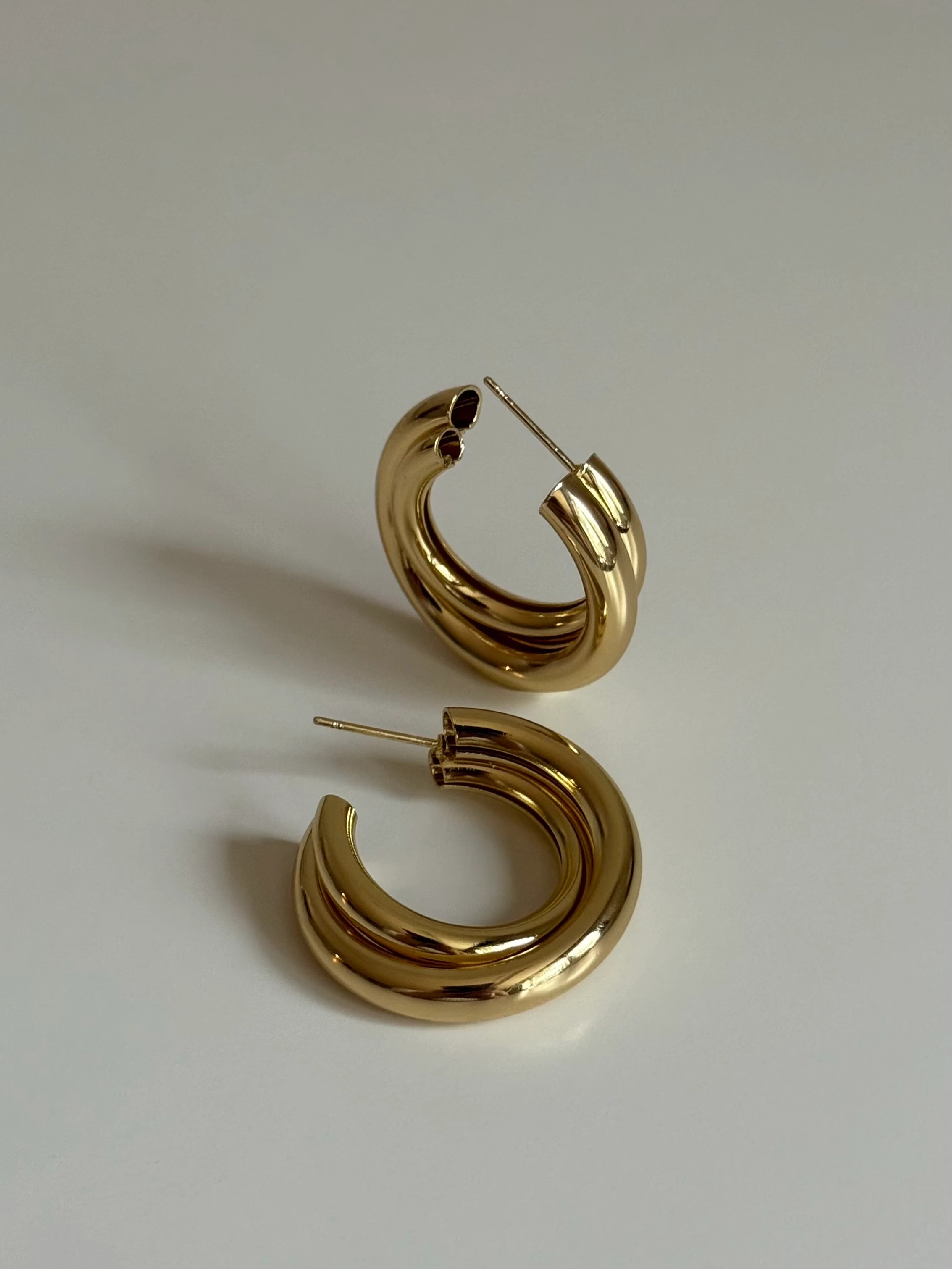 İki Sıra Çapraz Halka Kadın Küpe