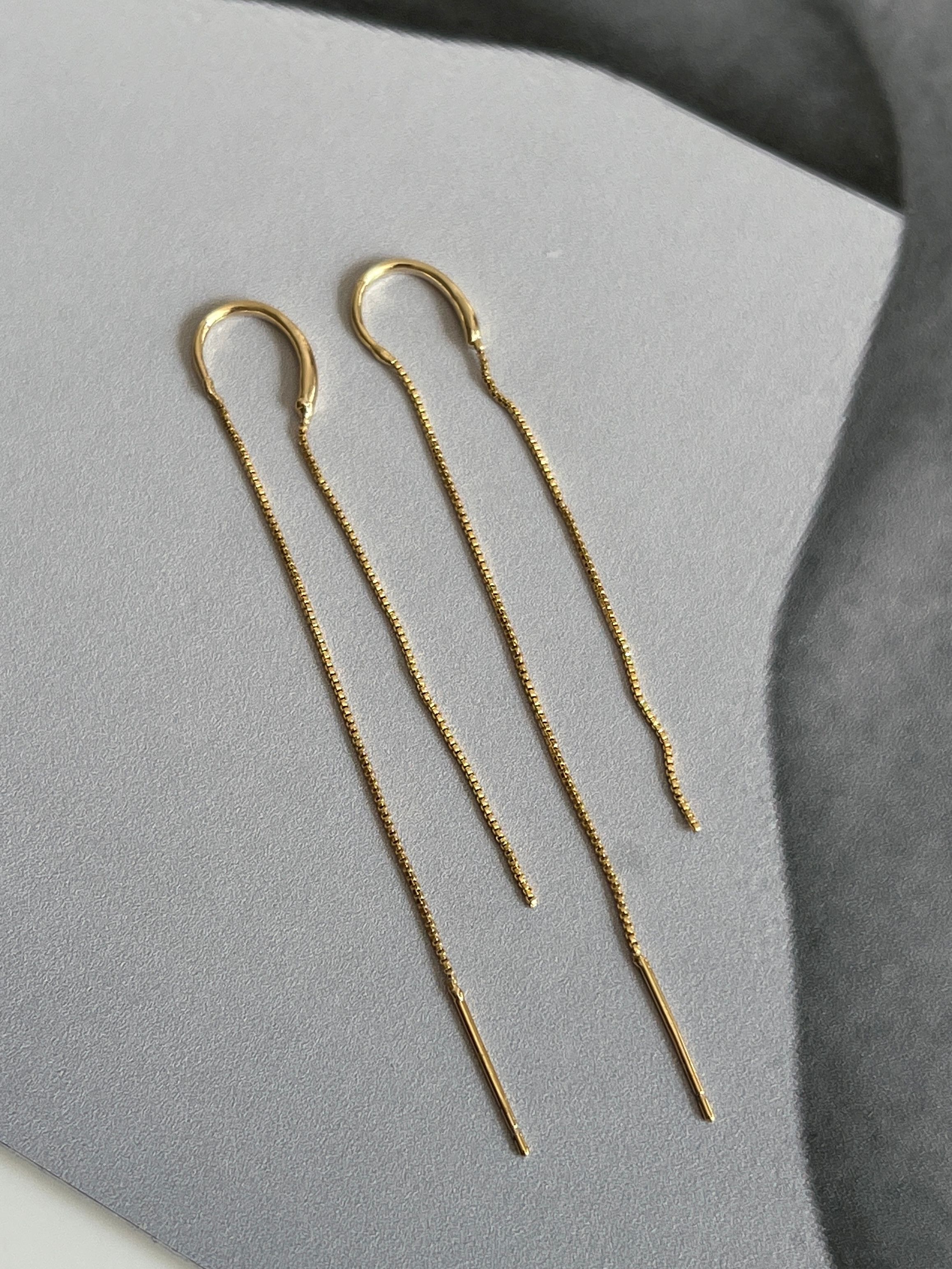 Gold Rengi Zincir Sallantılı Kadın Küpe