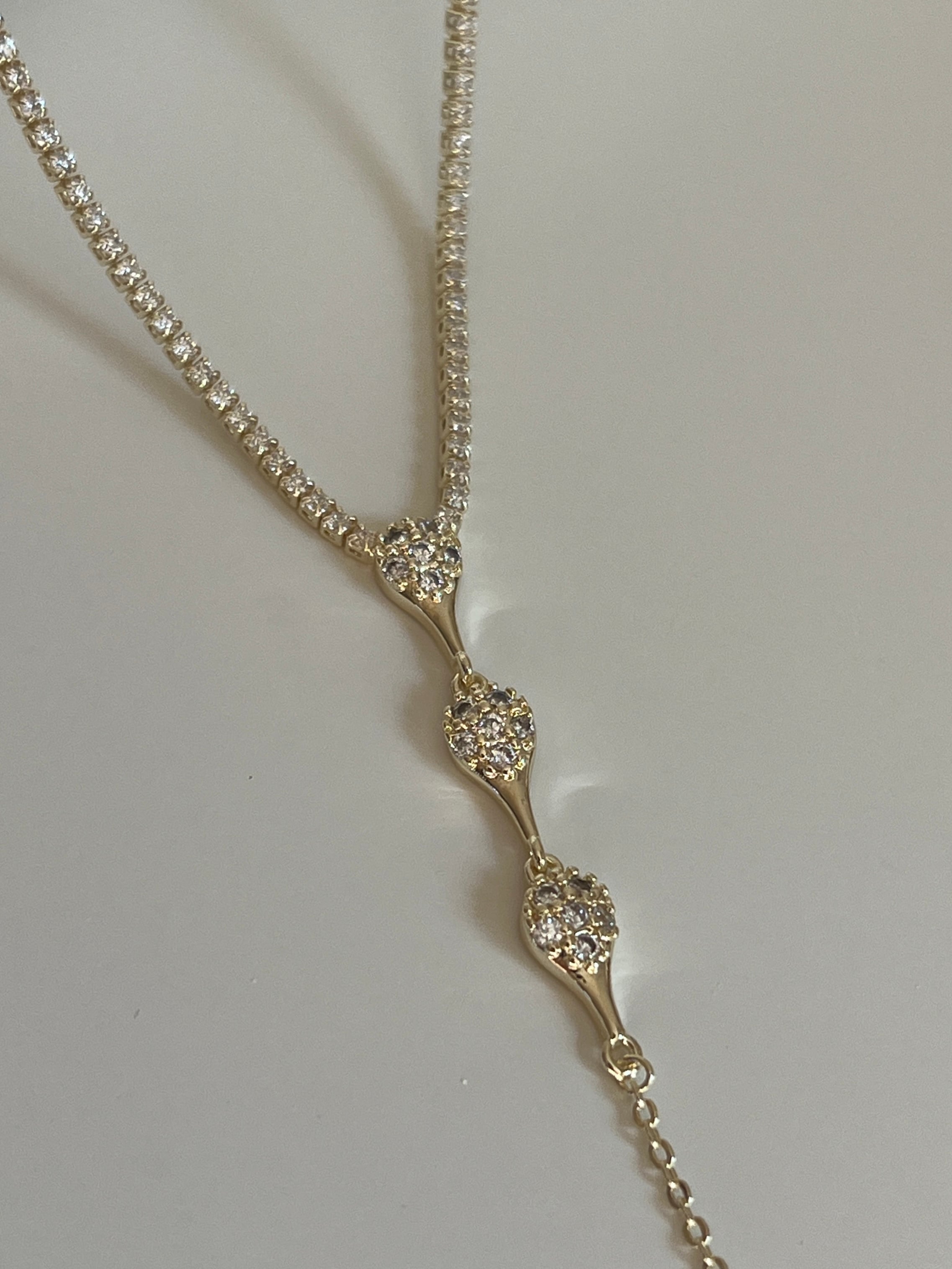 Gold Rengi Zirkon Taşlı Kadın Y Kolye