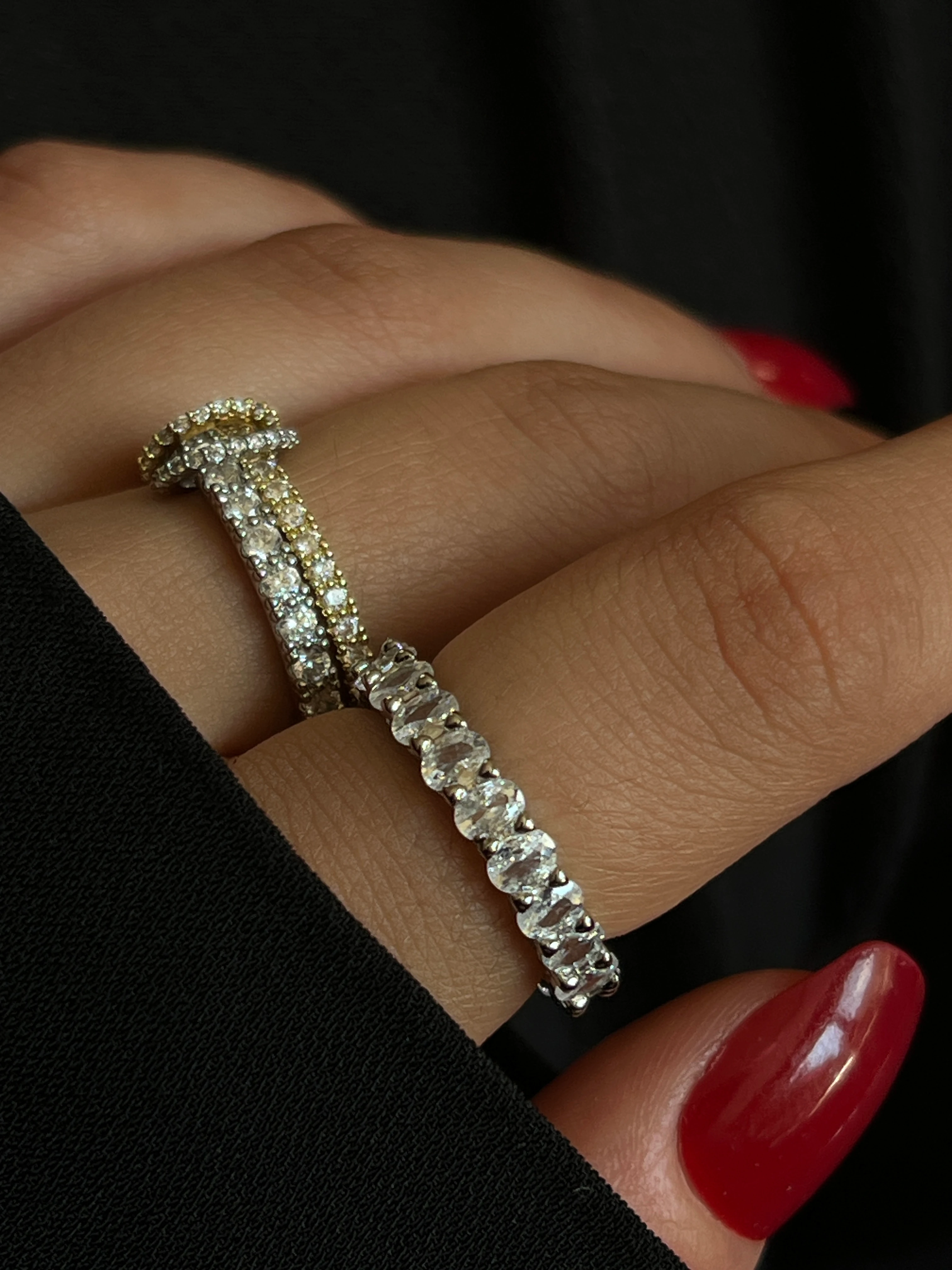 Sıralı Damla Zirkon Taşlı Kadın Yüzük