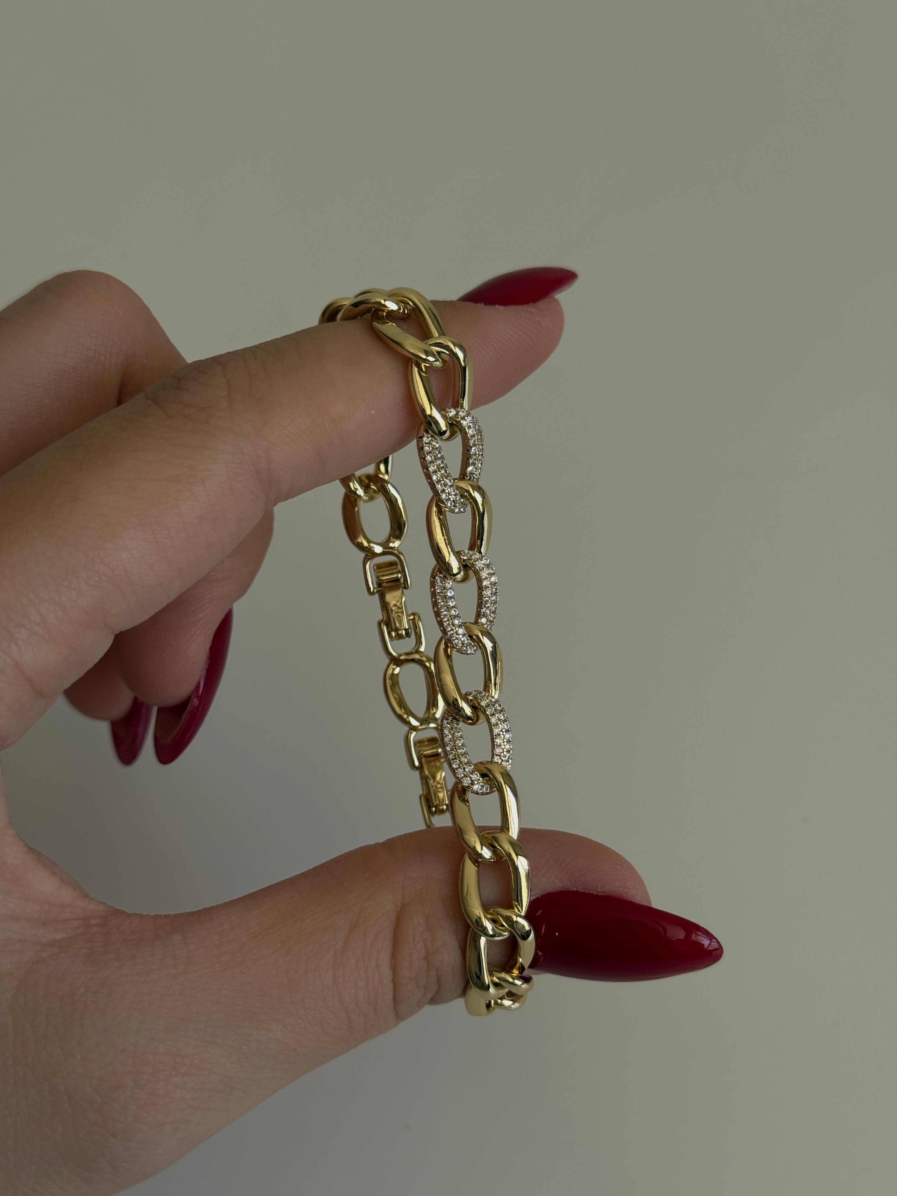 Gold Rengi Zirkon Taşlı İç İçe Yuvarlak Xupıng Kadın Bileklik