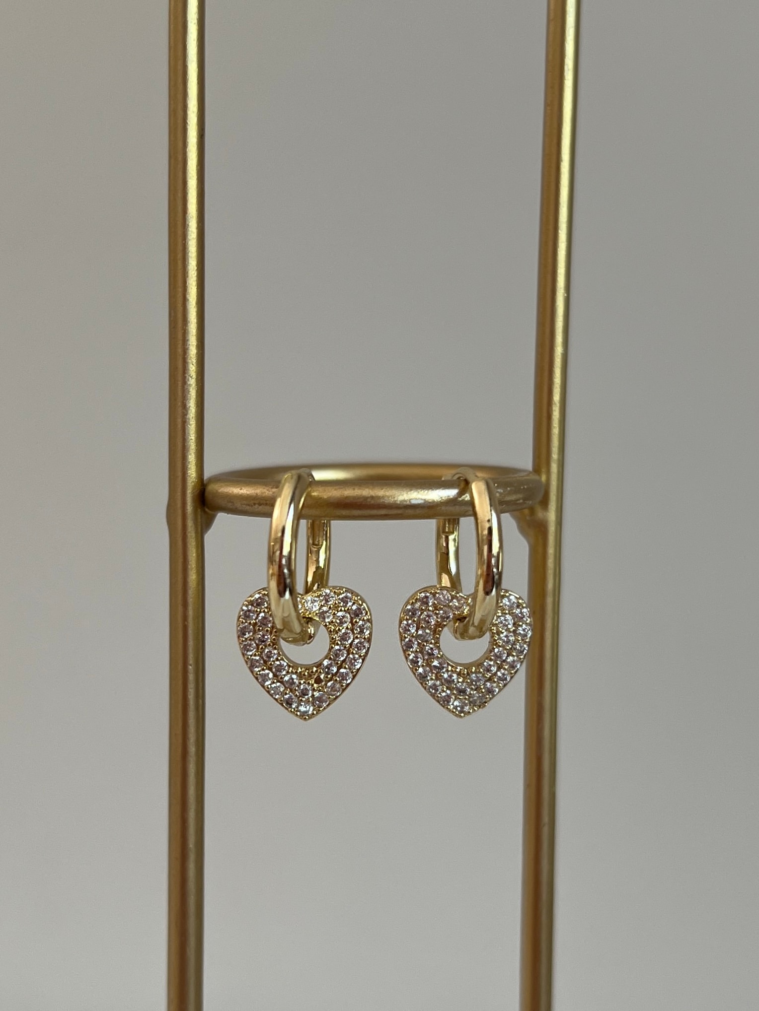 Gold Rengi Zirkon Taşlı Kalp Model Kadın Küpe