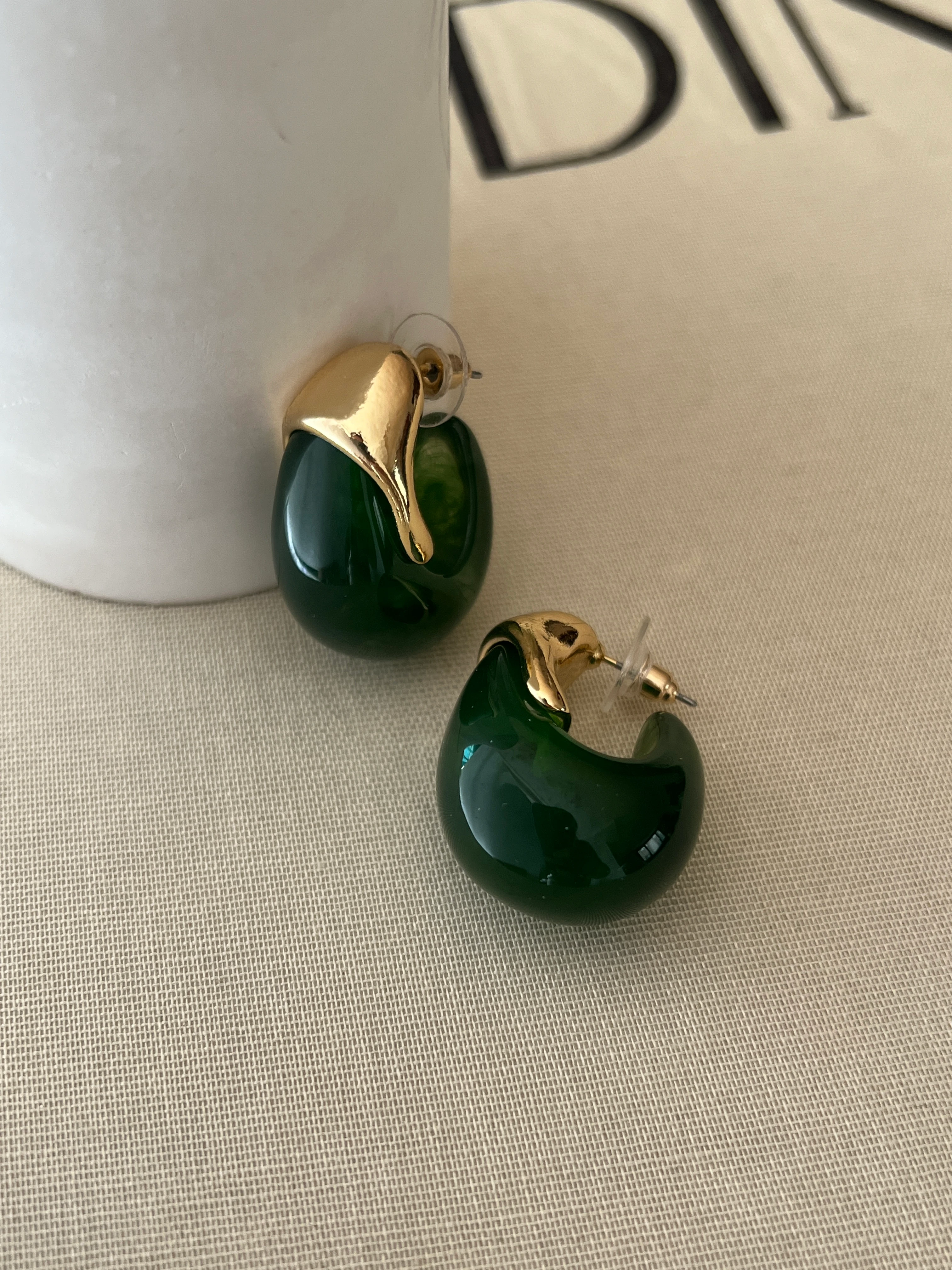 Renkli Yarım Halka Kadın Küpe