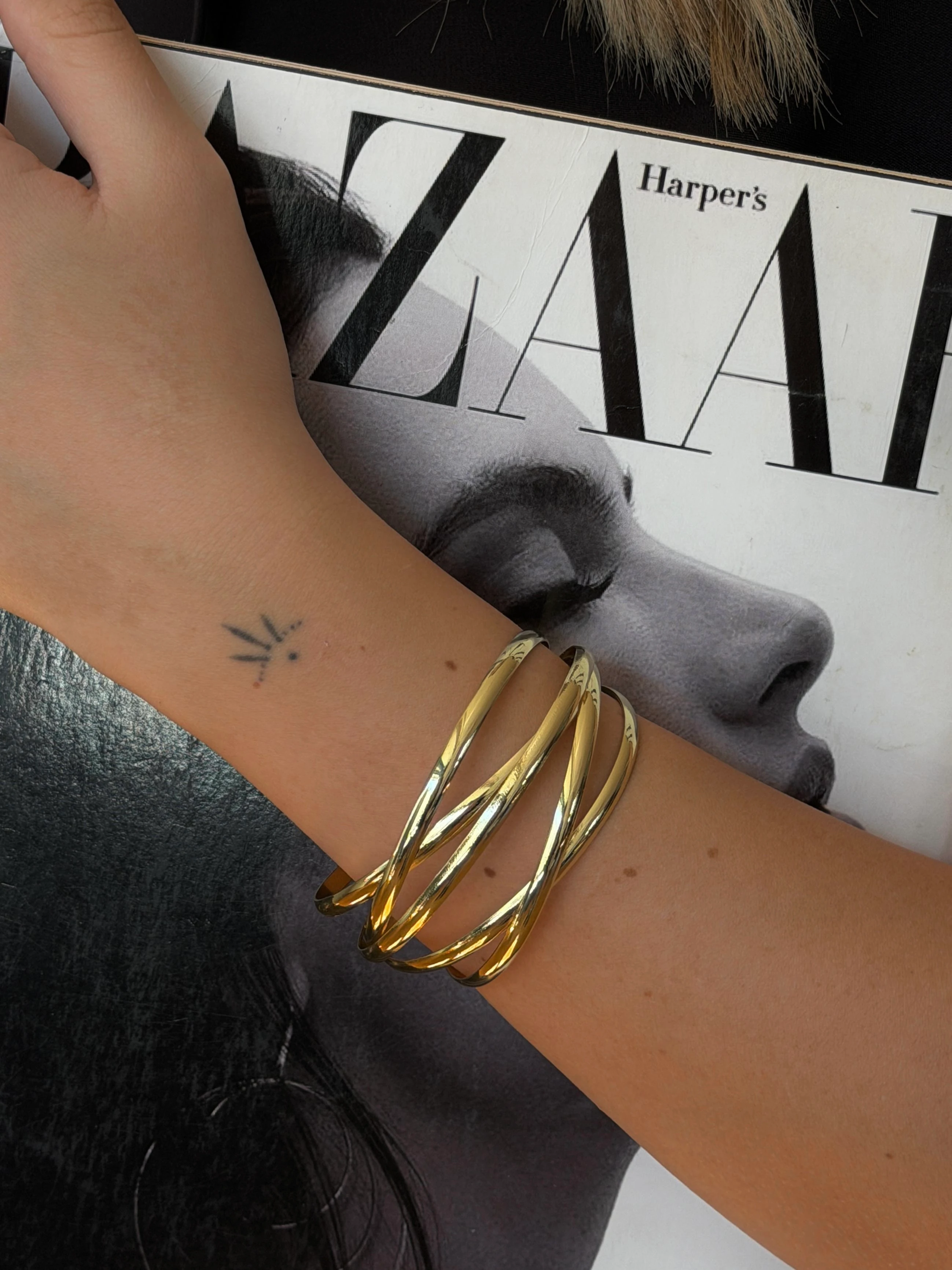 Çapraz Model Kadın Kelepçe Bileklik