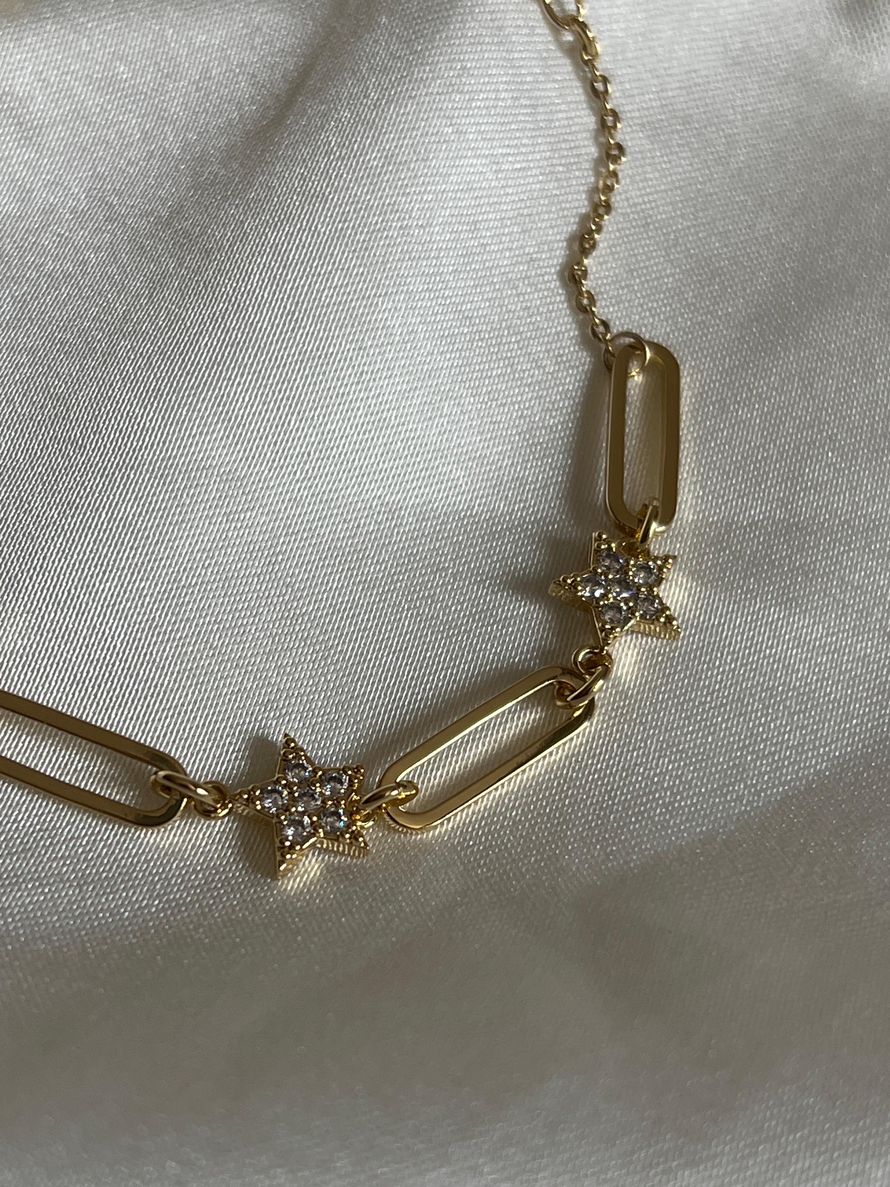 Gold Rengi Zirkon Taşlı Yıldız Model Zincir Kadın Bileklik