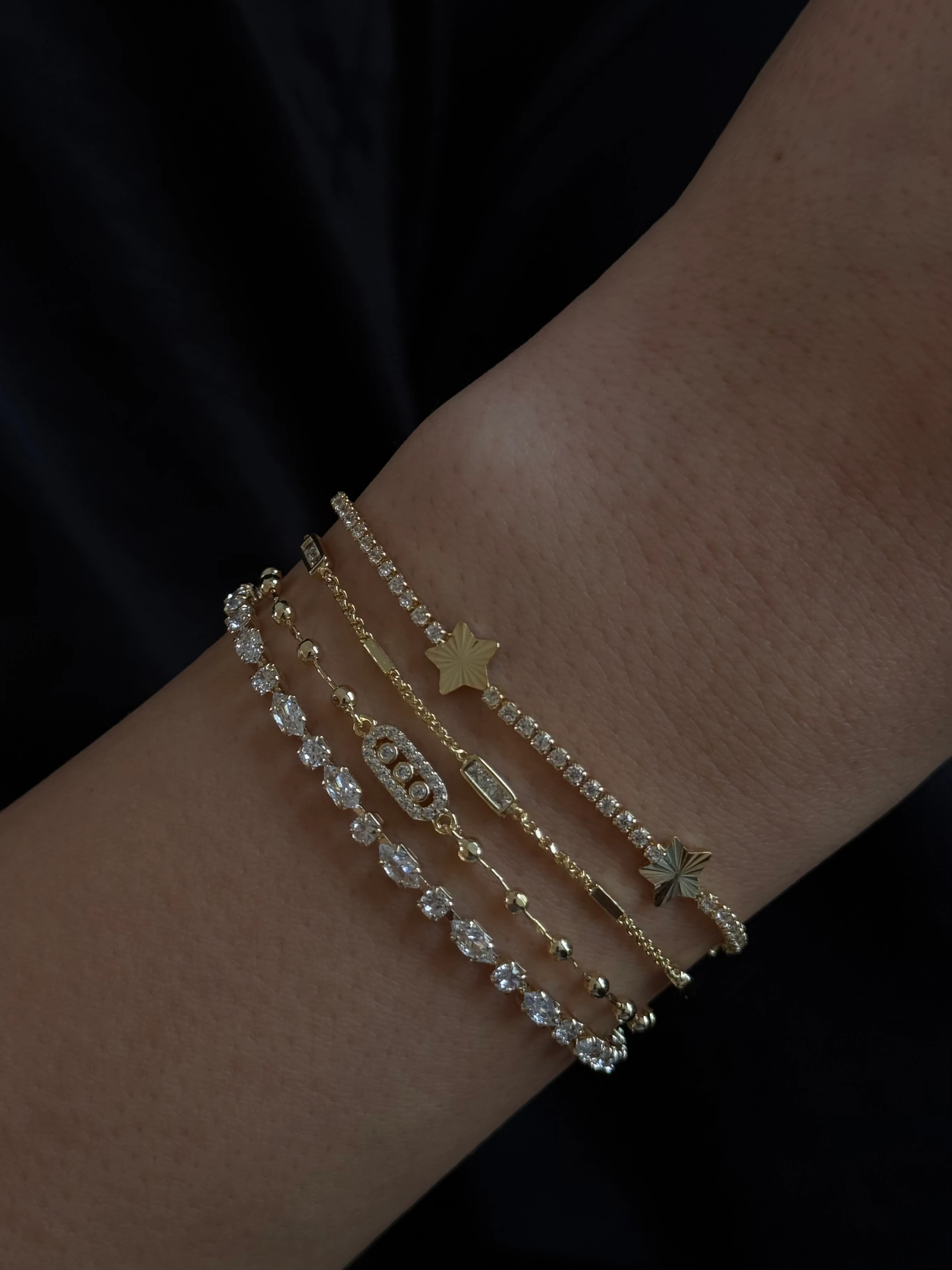 Yıldız Detaylı Su Yolu Bileklik