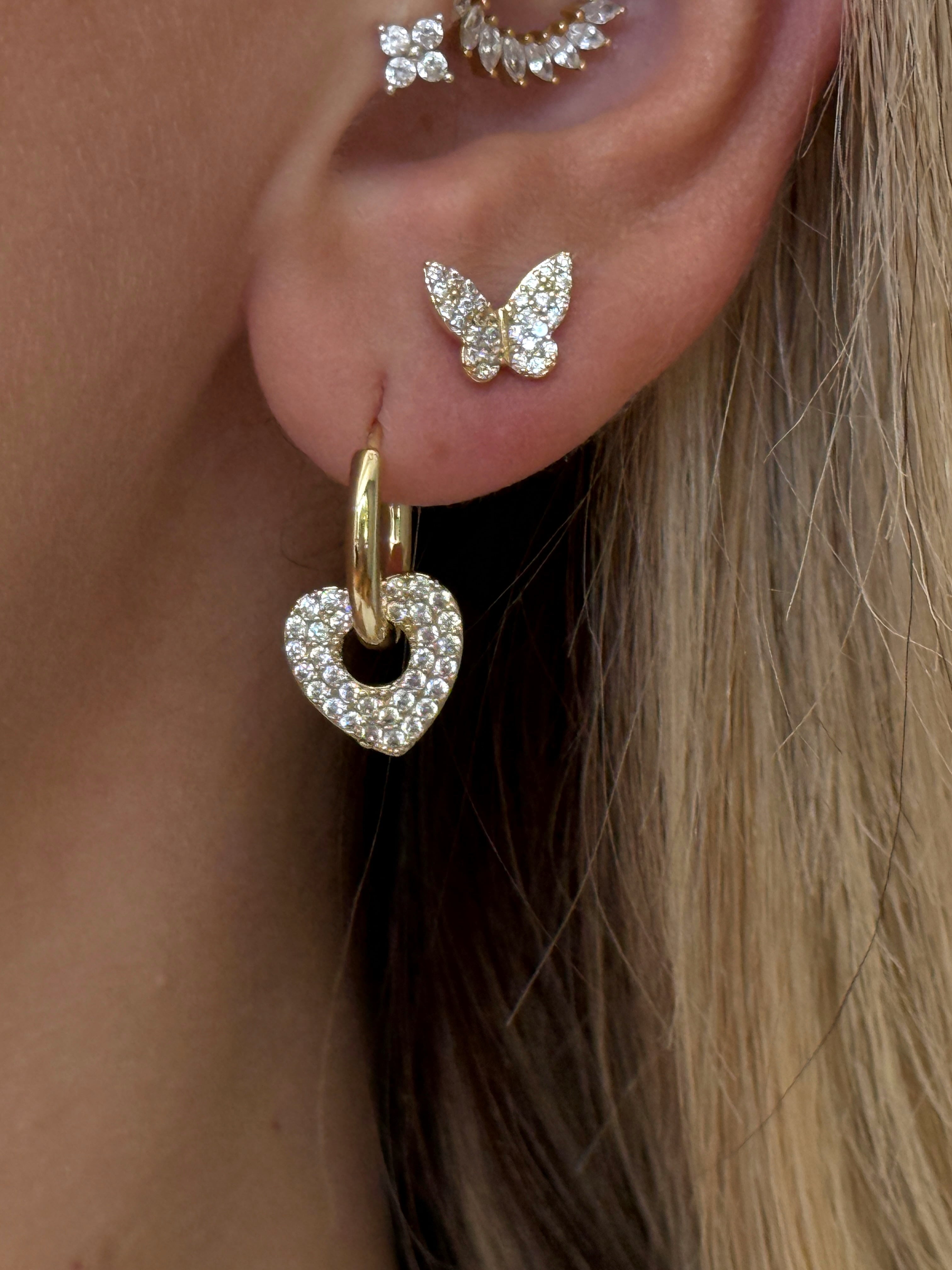Gold Rengi Zirkon Taşlı Kelebek Model Kadın Minimal Küpe