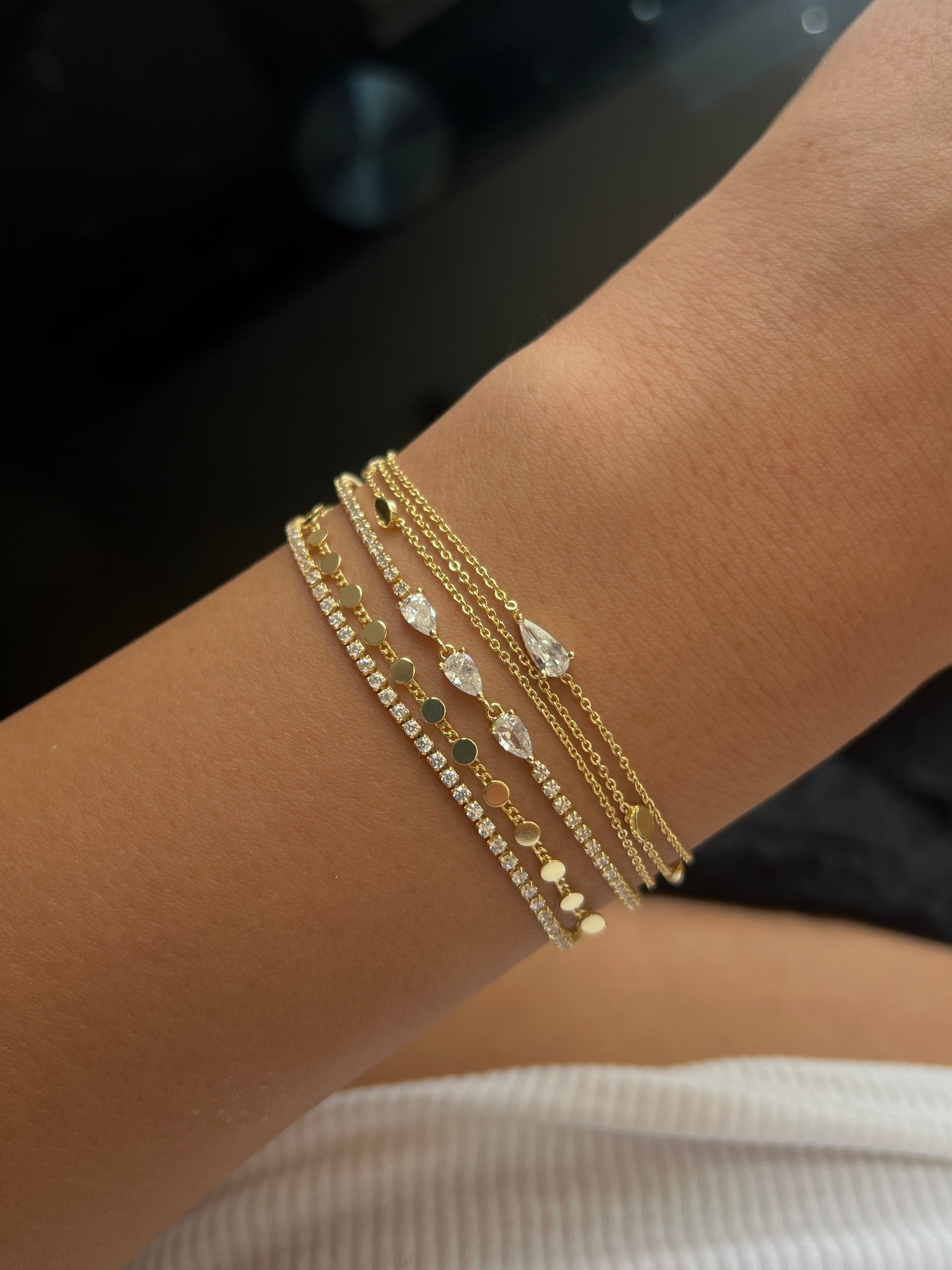 Gold Rengi Tek Damla Taş Model Üç Sıra Kadın Bileklik