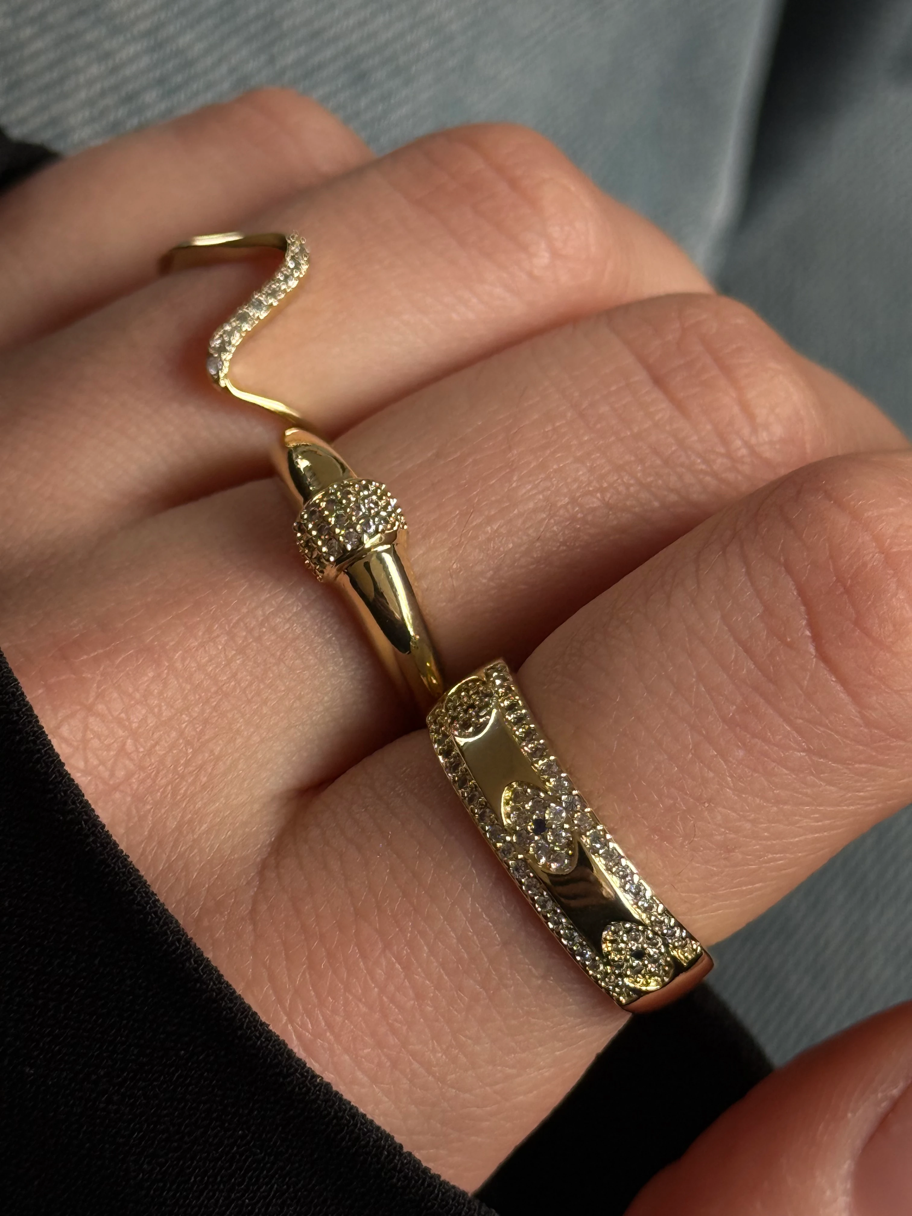 Gold Rengi Göz Detaylı Zirkon Taşlı Kadın Yüzük