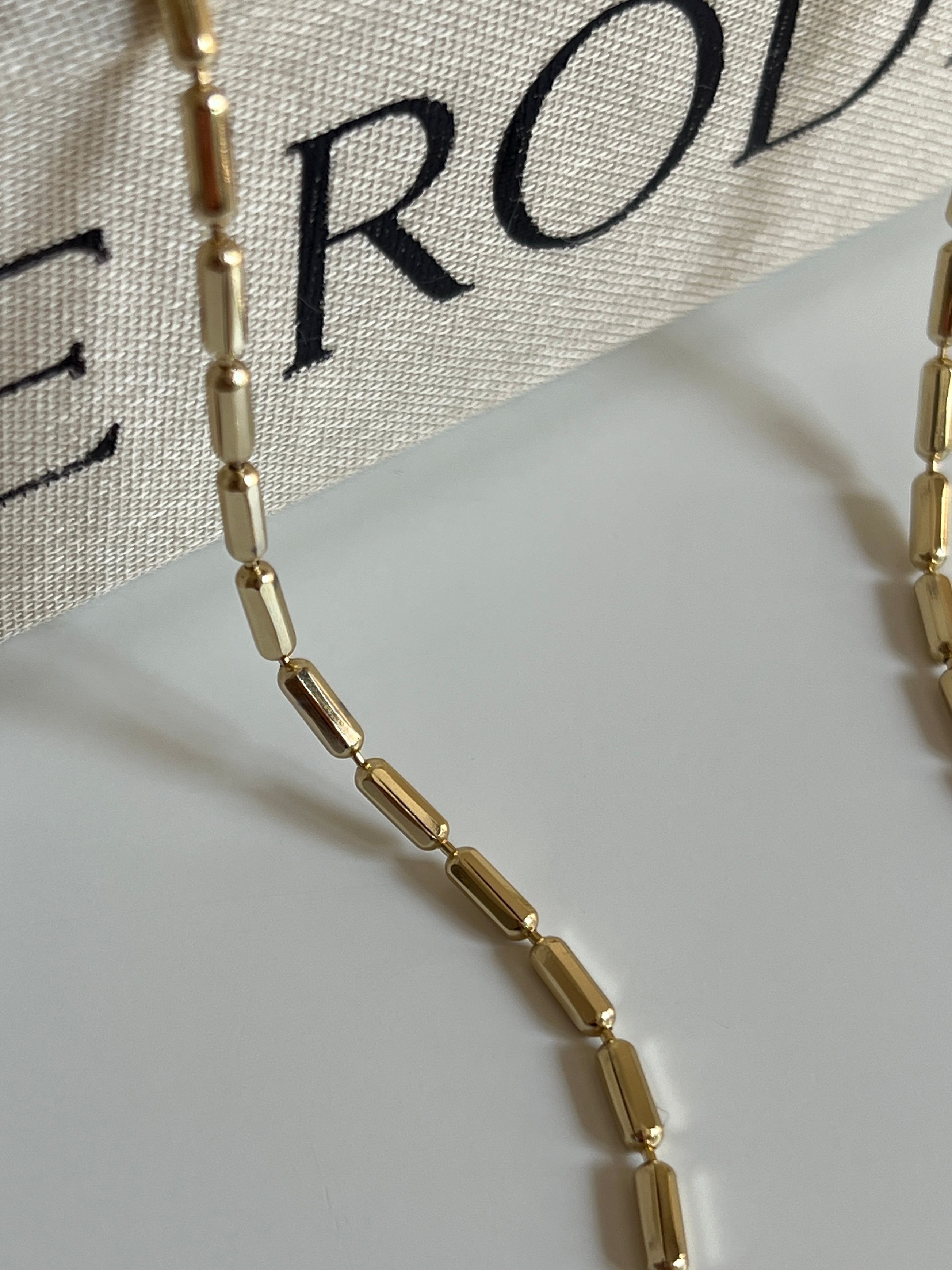 Gold Rengi Sıralı Çubuk Xupıng Kadın Kolye