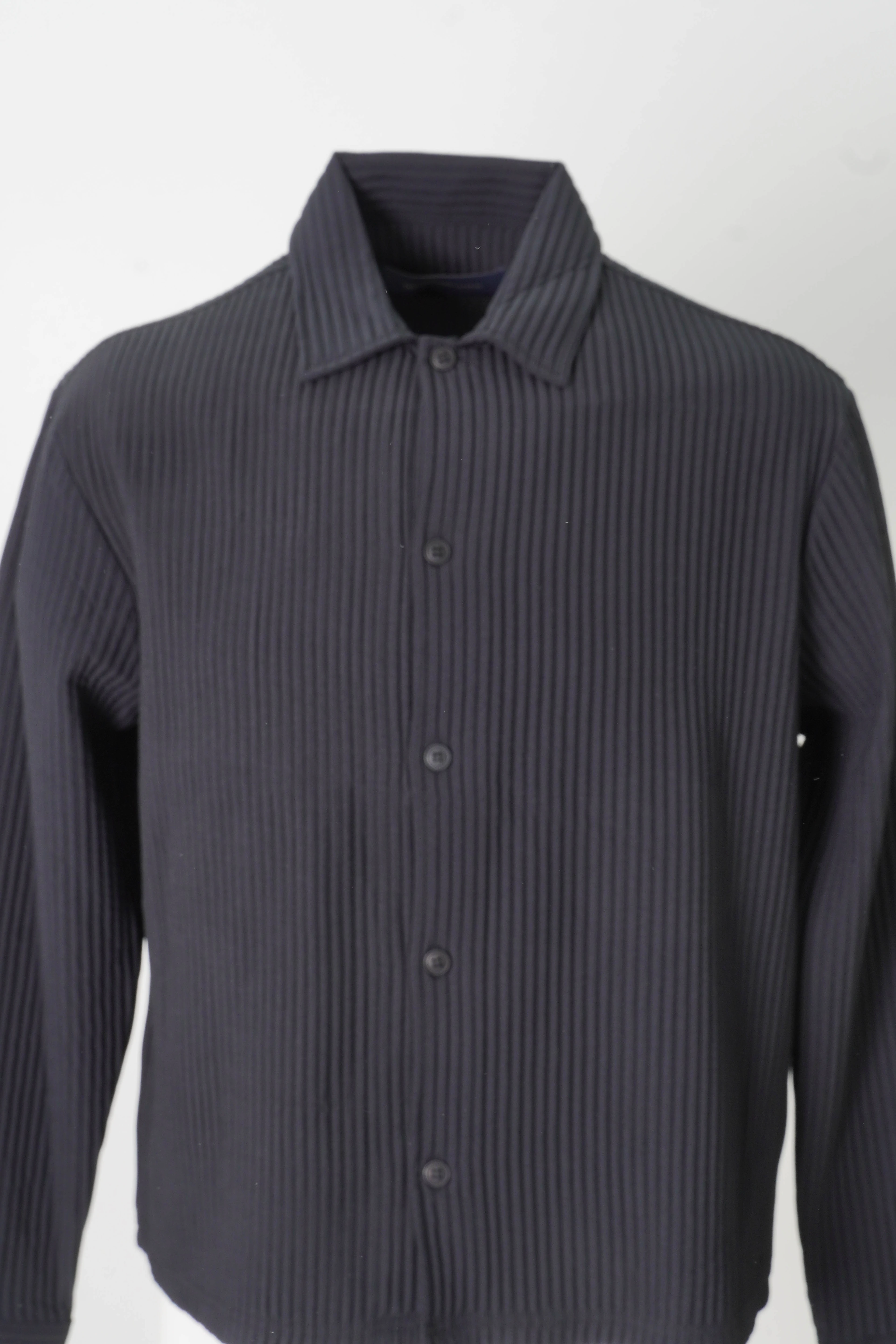 OU25. 0138 SİYAH UZUN KOL GÖMLEK