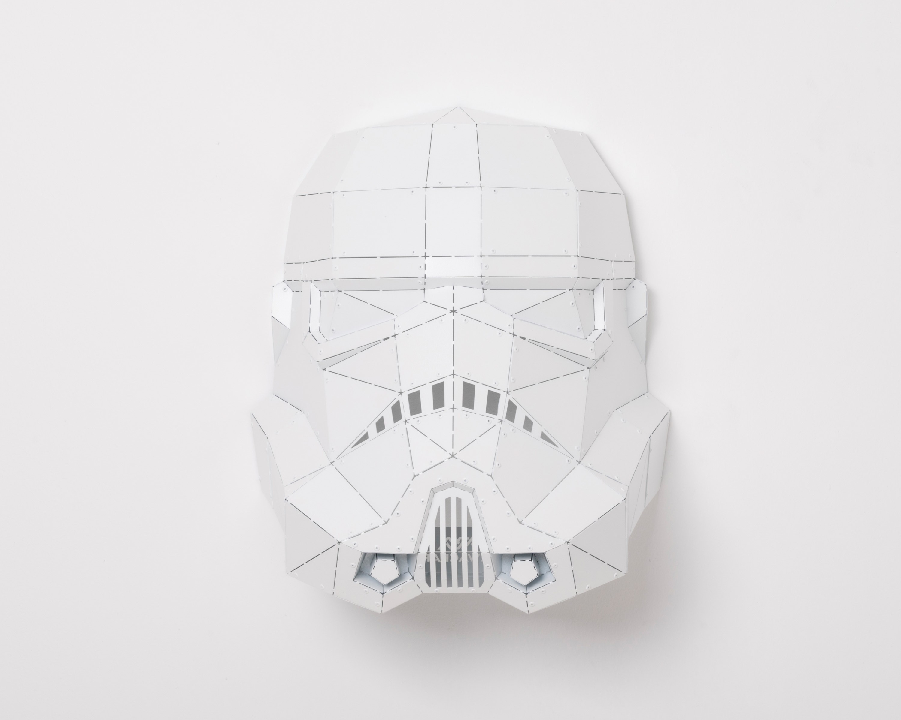 3D Star Wars Metal Stormtrooper Kafa Heykeli - Beyaz