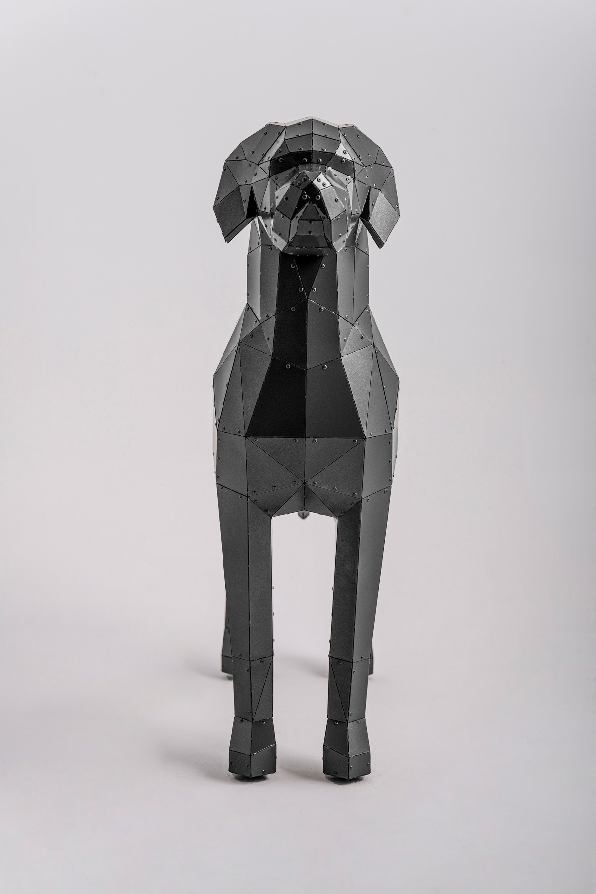 3D Weimaraner Cinsi Metal Köpek Heykeli
