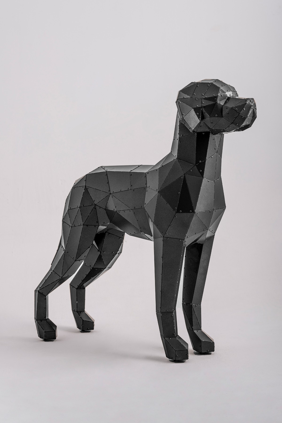 3D Weimaraner Cinsi Metal Köpek Heykeli