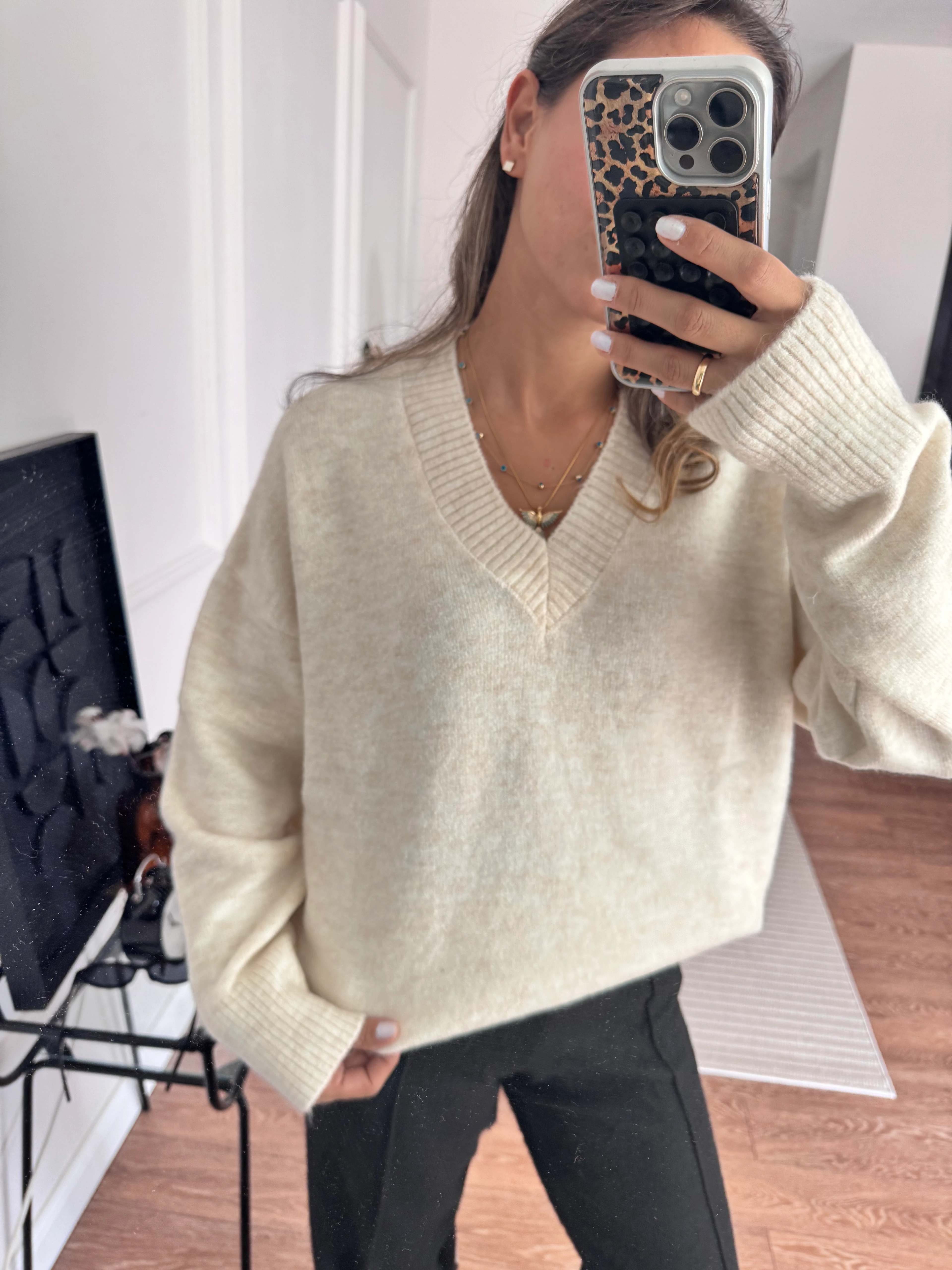 V Yakalı Oversize Kazak