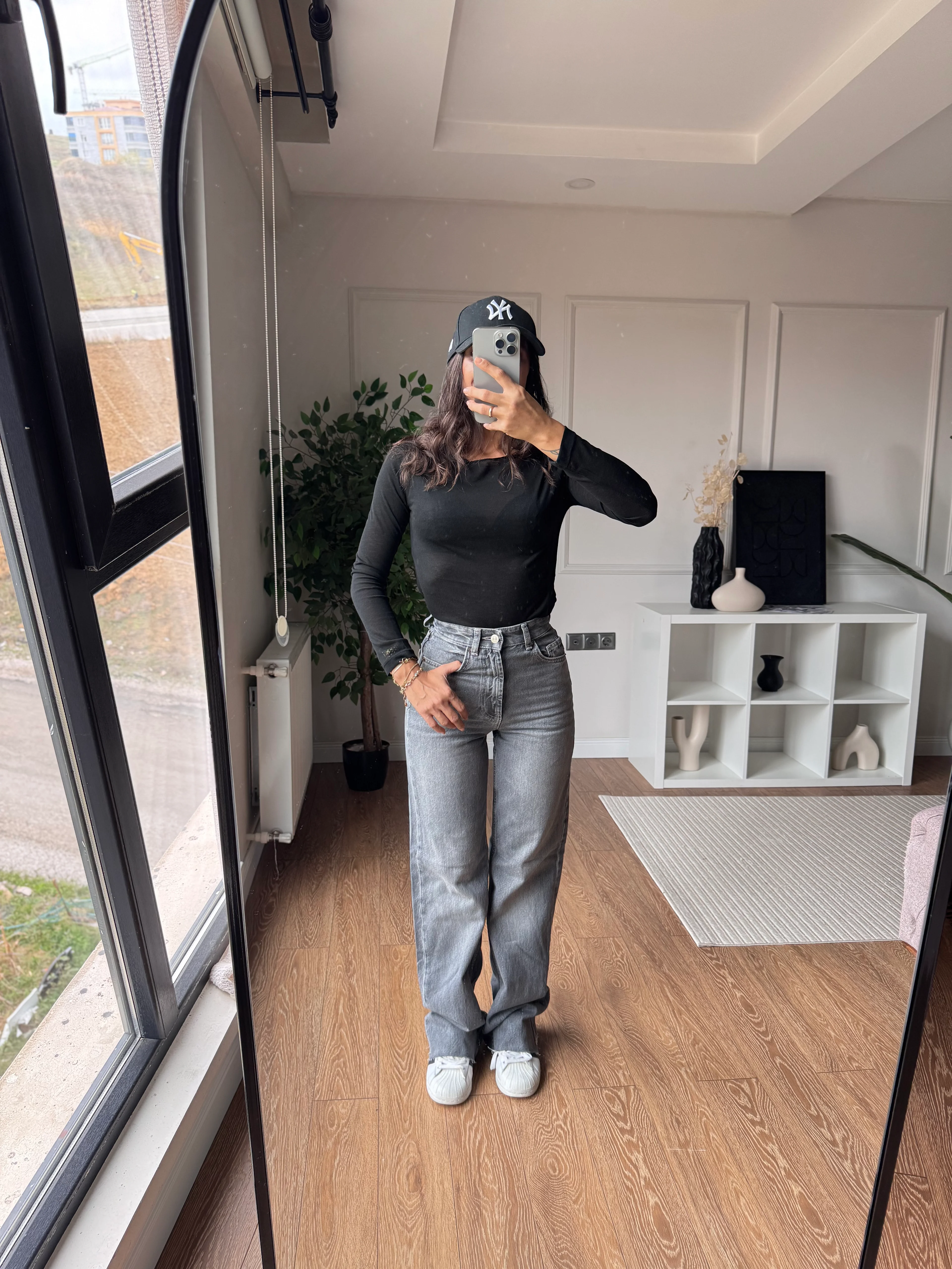 ZRA Gri Kesik Paça Jean