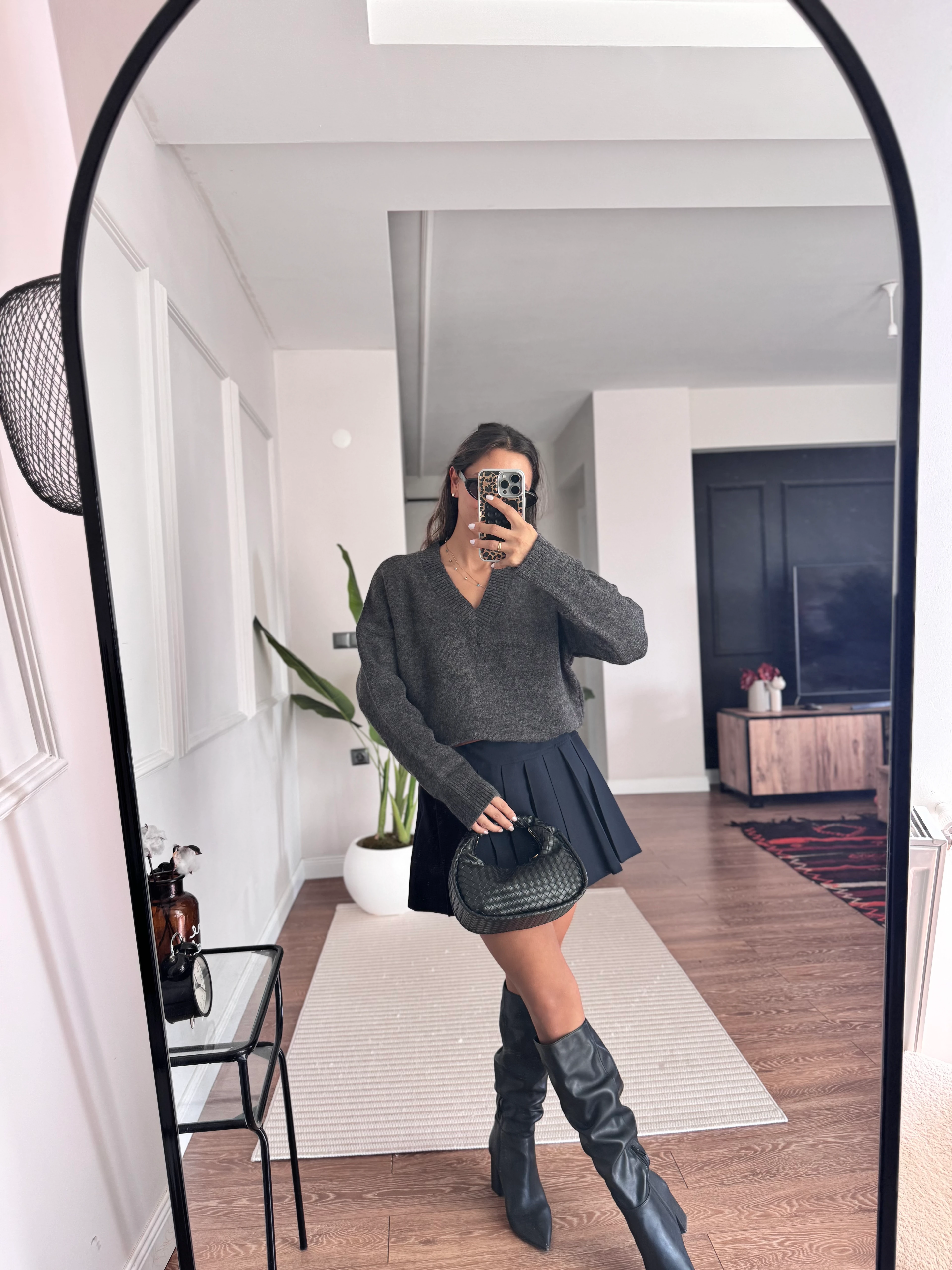 V Yakalı Oversize Kazak - Antrasit