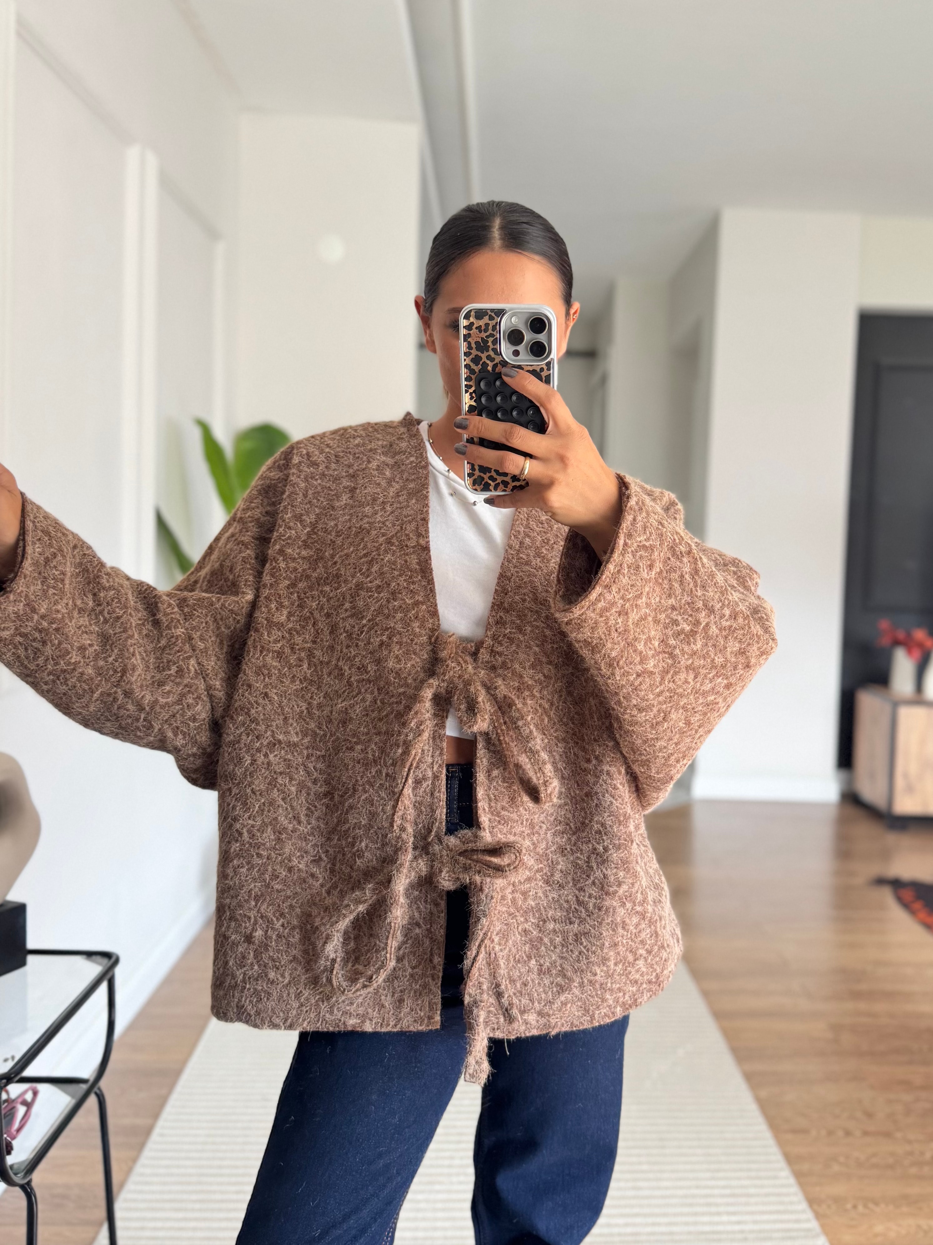 Oversize Bağcık Detaylı Sakallı Ceket