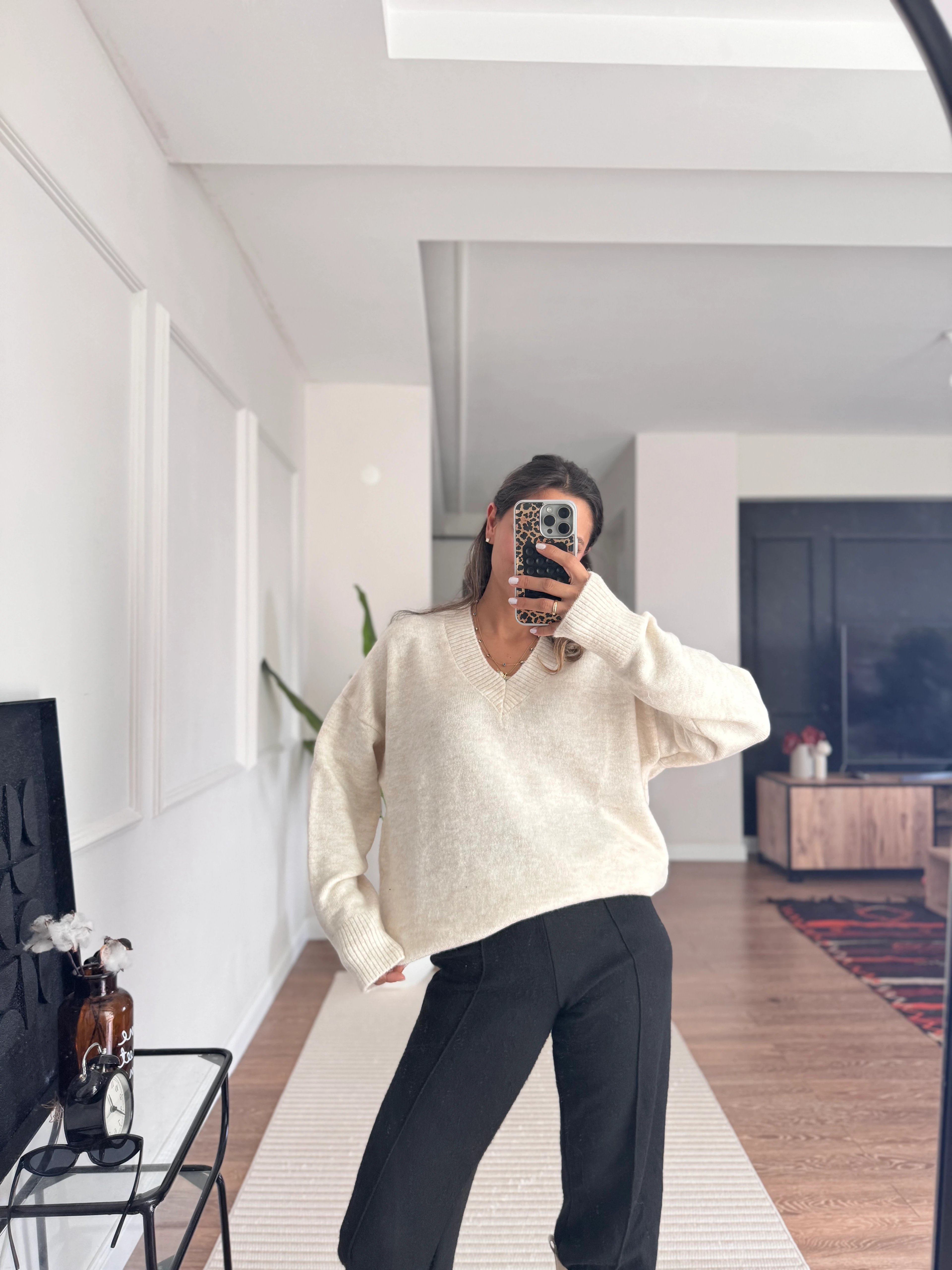 V Yakalı Oversize Kazak