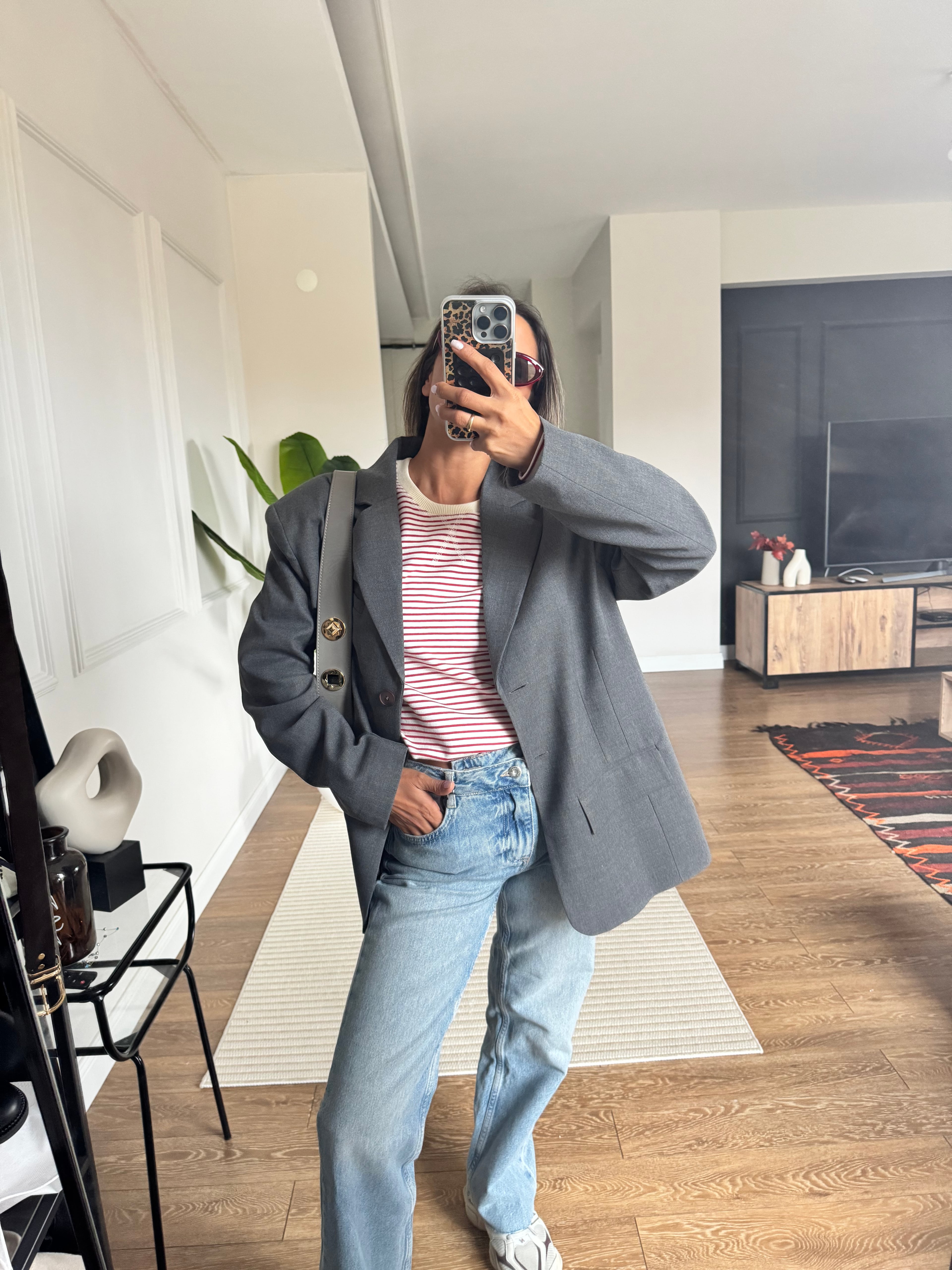 Çizgili T-Shirt & Blazer Ceket ve Jean Kombini