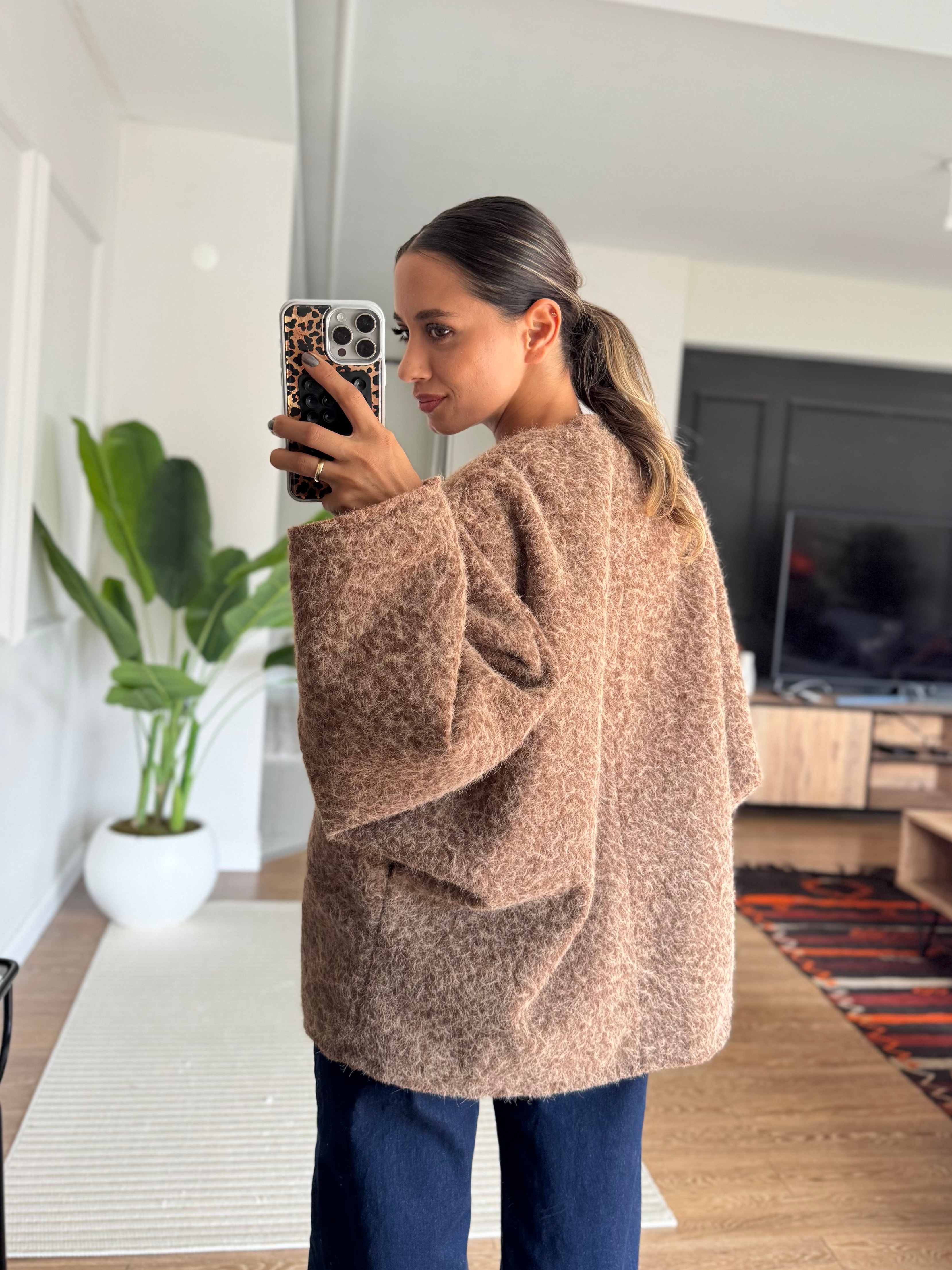 Oversize Bağcık Detaylı Sakallı Ceket