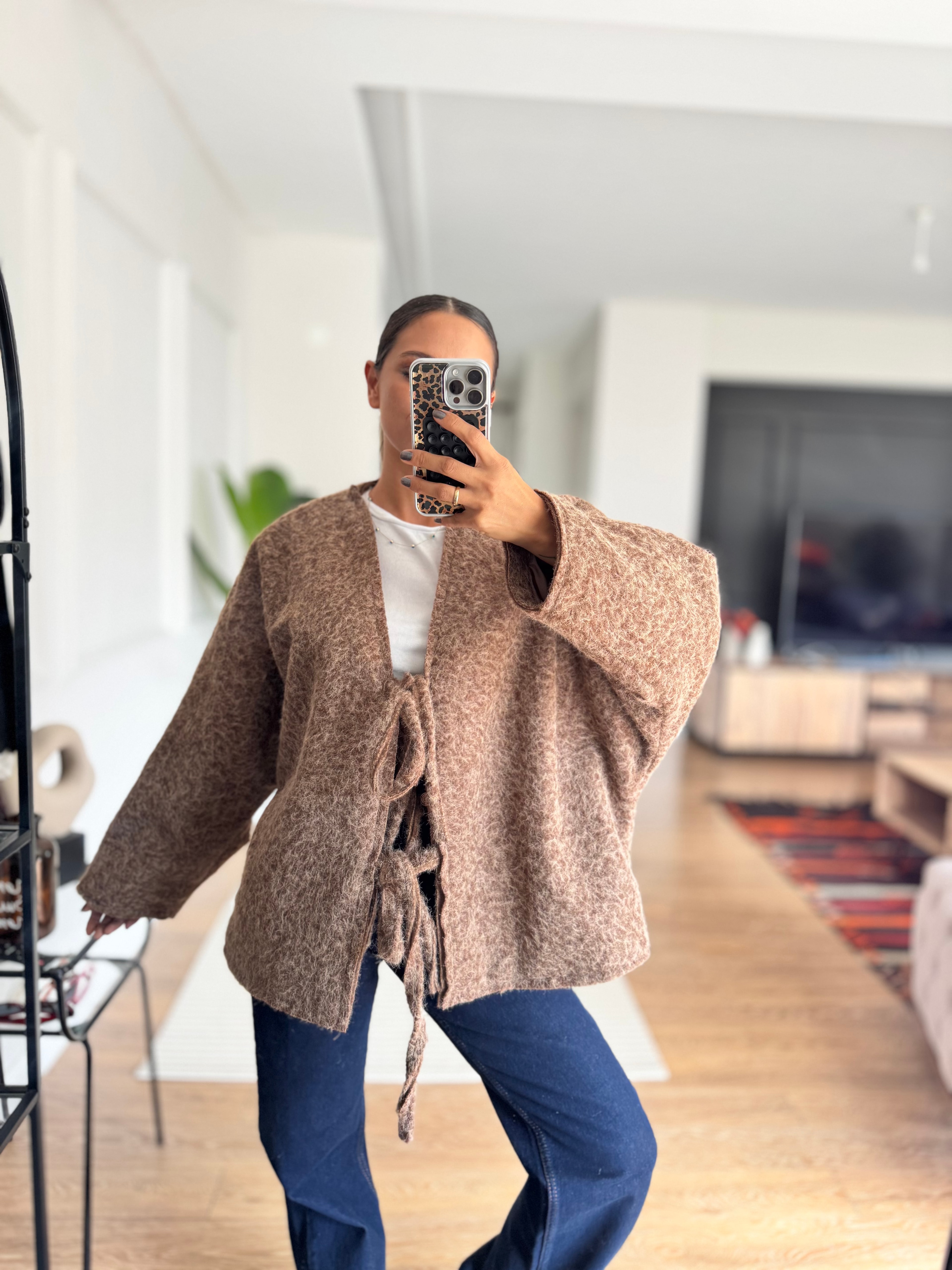 Oversize Bağcık Detaylı Sakallı Ceket
