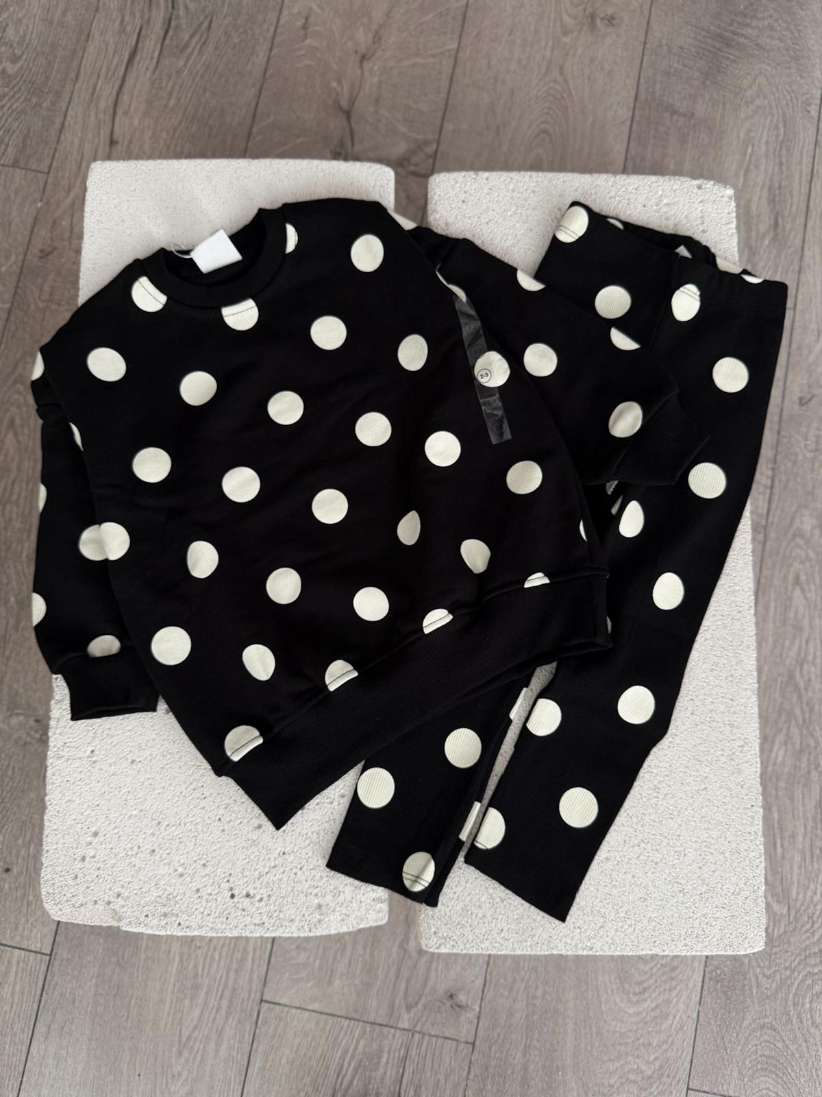 PUANTİYELİ TAKIM SİYAH