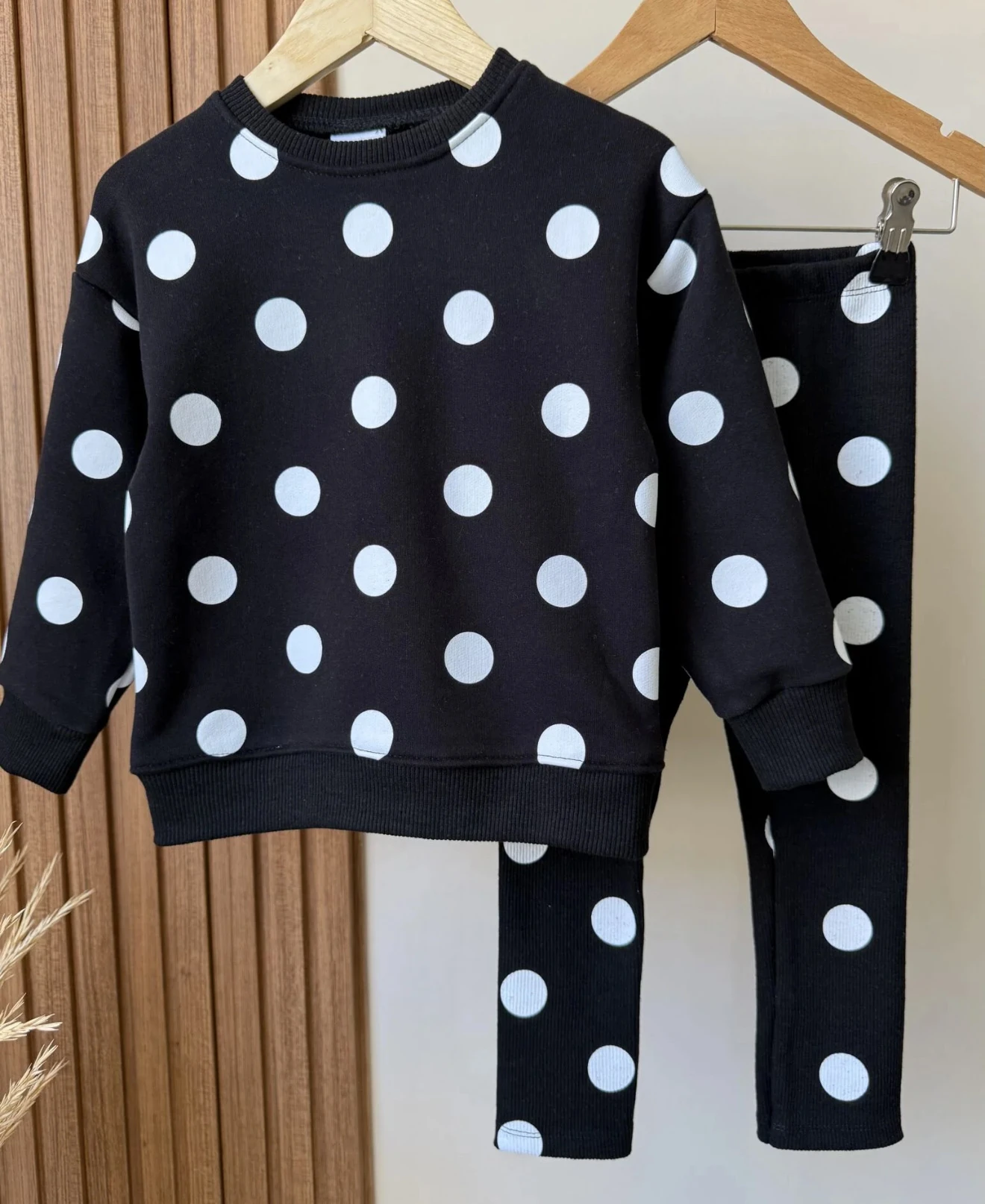 PUANTİYELİ TAKIM SİYAH