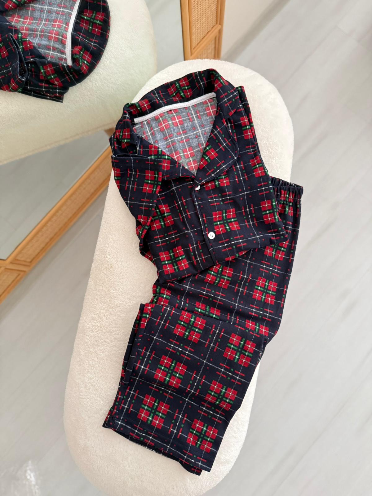 LACİVERT EKOSE ANNE-BABA PİJAMA