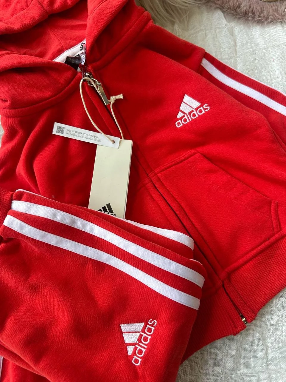 PREMİUM KUMAŞ KIRMIZI ADİDAS TAKIM(6-14 YAŞ ARALIĞI)