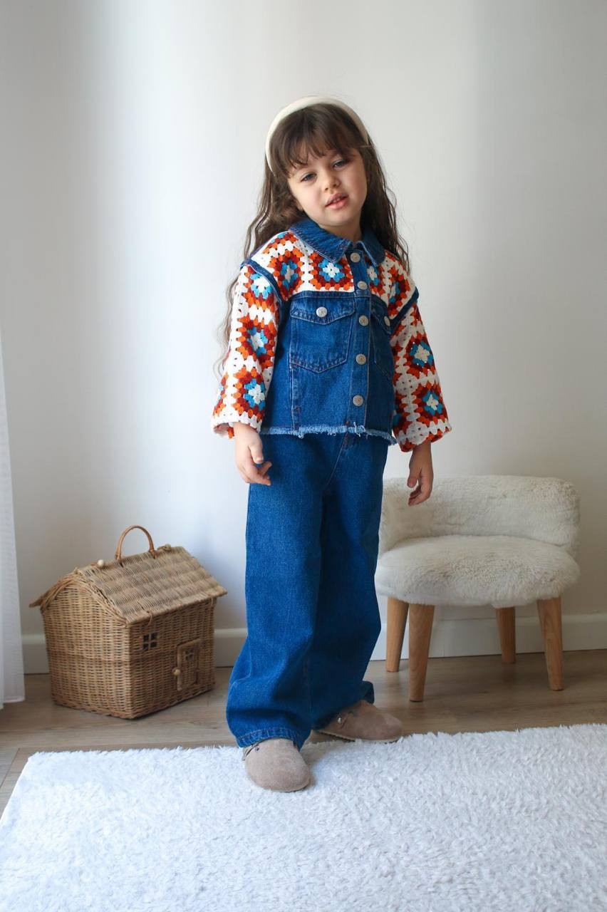 Kolları Dantel Örgü Detaylı Kız Çocuk Ceketli Alt Üst Denim Takım