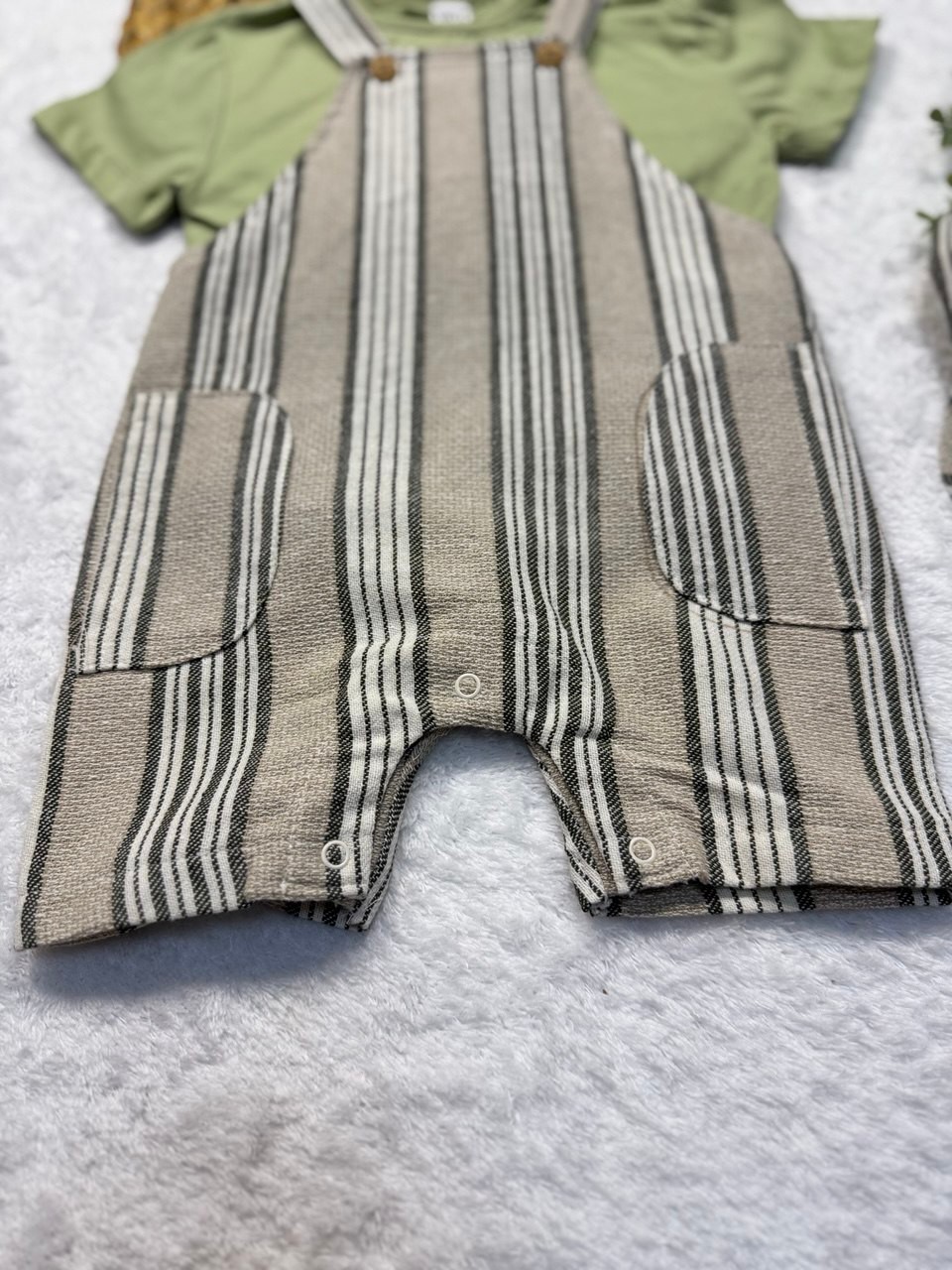 Erkek Bebek Şapkalı T-shirtlü 3lü Tulum Takım