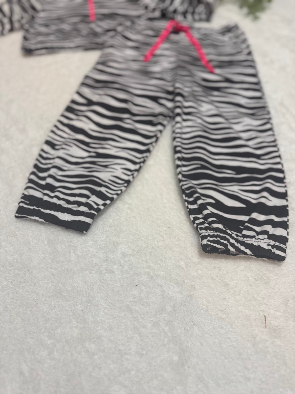 Kız Çocuk Zebra Desenli Dirsek Kol Spor Takım