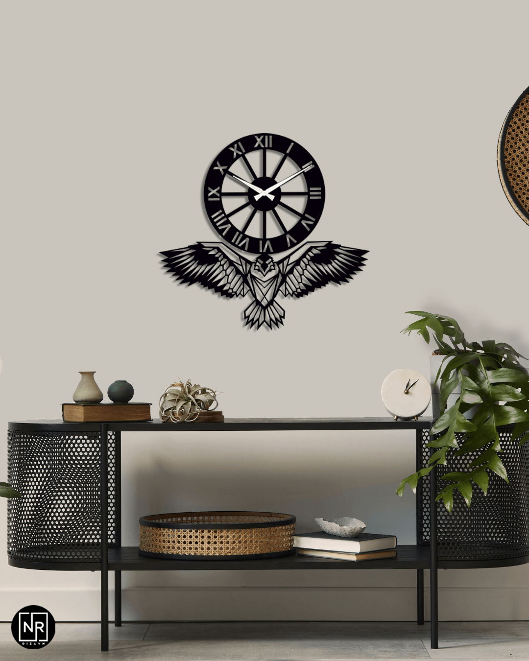 Decorative Metal Wall Clock with Eagle Motif