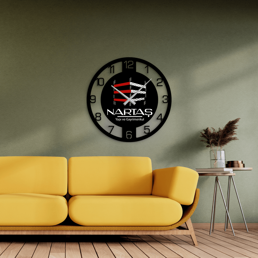 Personalized Design Metal Wall Clock