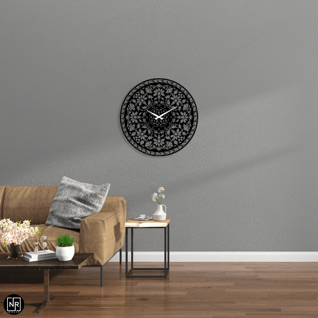 Metal Wall Clock with Islamic Motif