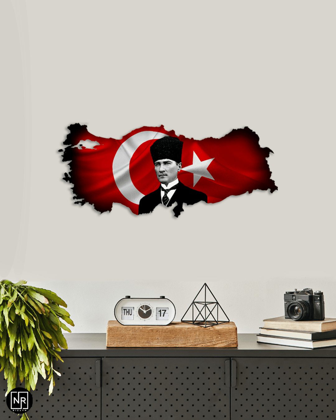 Dekoratives Metallwandbild mit Atatürk-Porträt