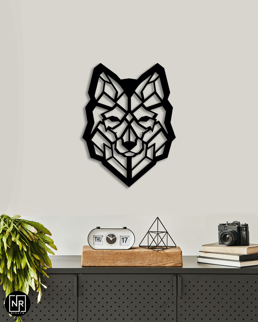 Wolf Decorative Metal Painting